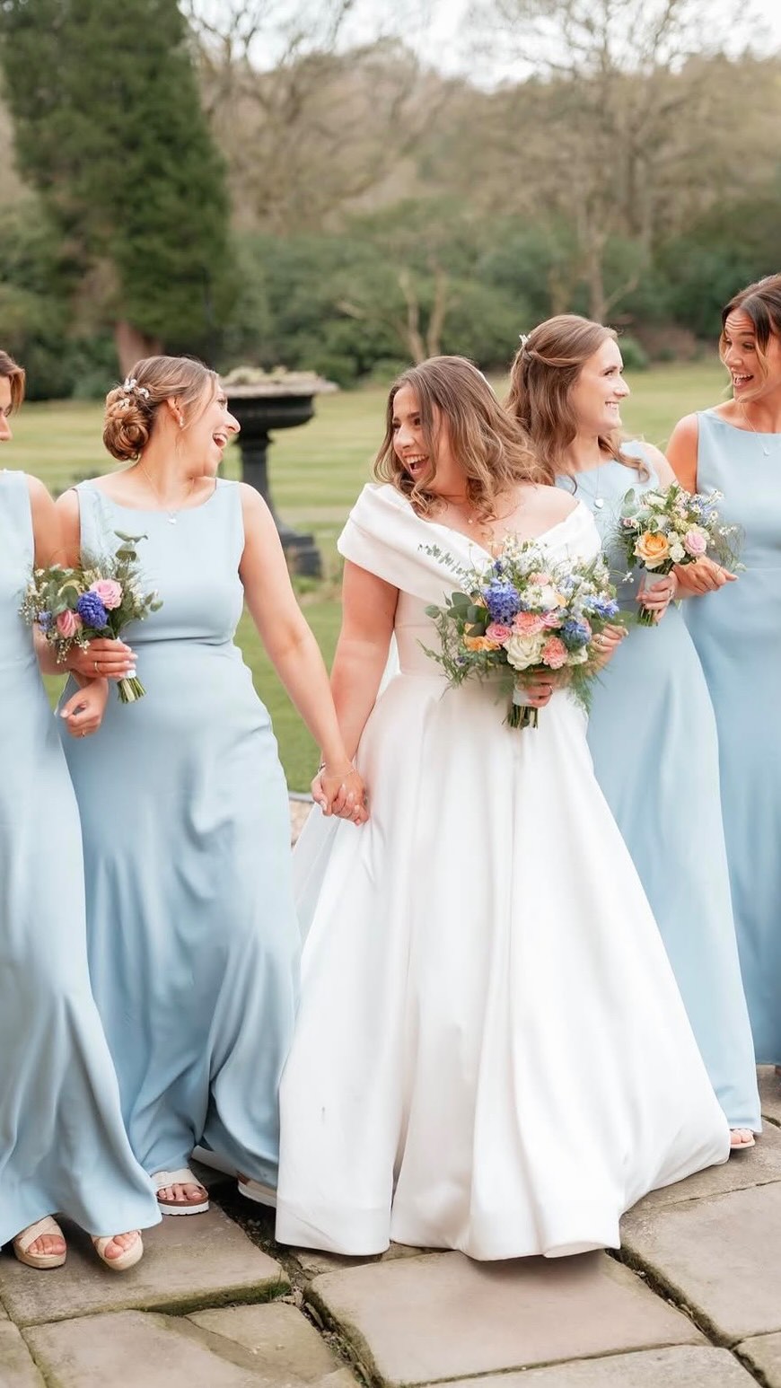 Your dream wedding hair starts here 🤍✨
From soft, romantic waves to timeless bridal updos, we’re here to make you feel your most beautiful on your big day. 💍
Brides-to-be, let’s create your perfect look together—book your wedding hair with Storeys now 💫
@carnpatrick
#BridalHair #WeddingReady #StoreysBridal #BridalGlow