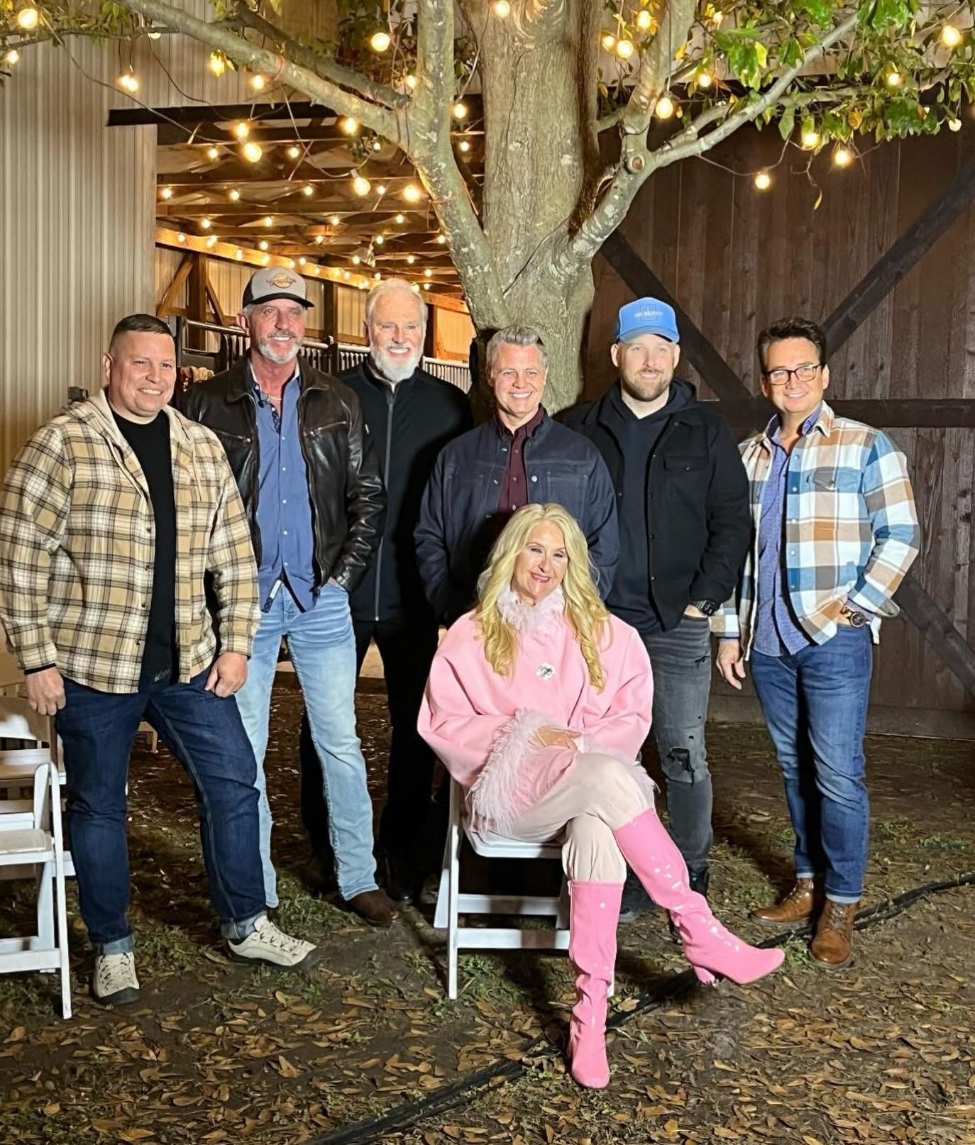 LESS THAN TWO WEEKS! WE ARE GETTING SO EXCITED TO SEE YOU at the "You are Loved Ladies Night Out" at FBC in Lake Alfred, Florida on April 23rd! Join me and Dove-Award Winning "Triumphant." It's filling up and we want you to be a part. Tickets for this life-changing night at shannonperry.com. #floridawomensministry #womensministry #gospelmusic #southerngospel #womenworship