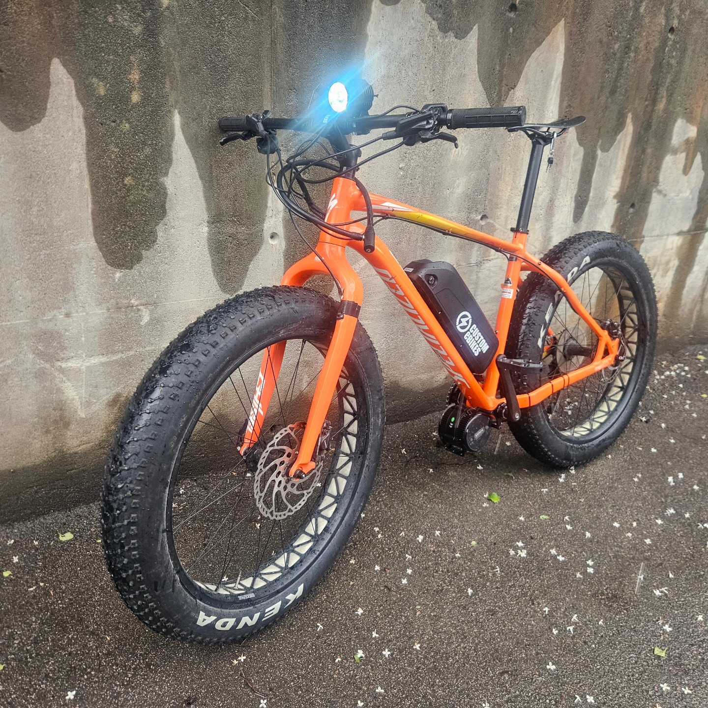 Det var lengesiden det var noe sosial oppdatering..her er Litt sykler som blitt bygget mellom 2024-2025
#customebikes.no #customebikes #customelectricbikes #hardtail #elsykkelkonverting #bafang #bafangmotor #ebikes #elsykkel #elsykkelkit