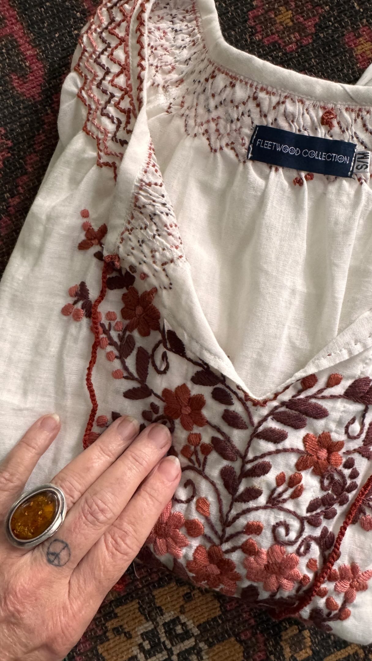 Sneak peek at something new coming this Autumn… 🍂
.
.
.
.
.
.
.
.
.
.
.
.
#slowfashion #textileart #embroideredblouse #fleetwoodcollection #ethicalfashion