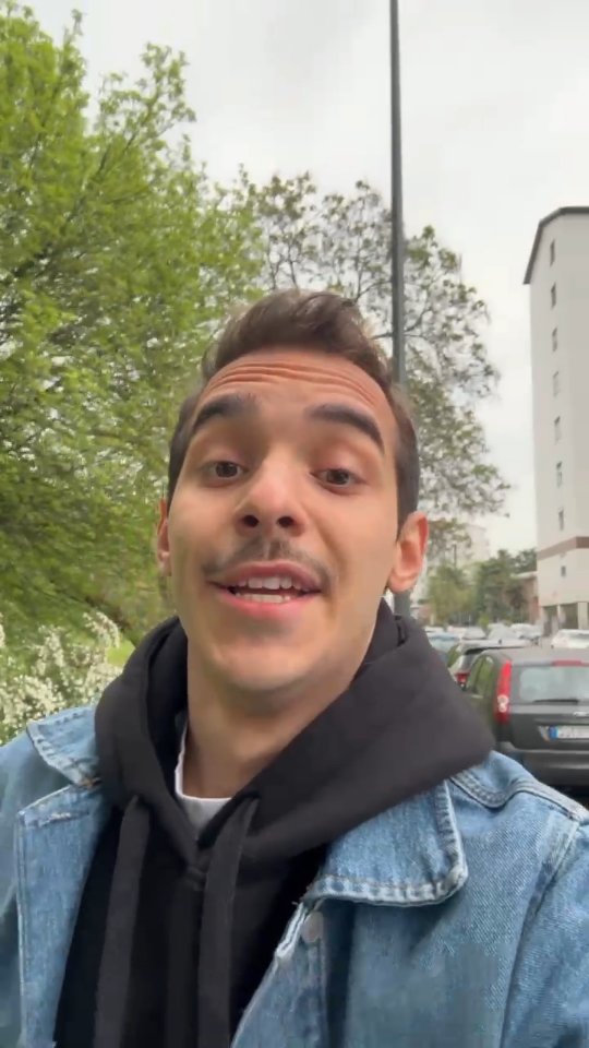 Tra una puntata di Zelig e l'altra, @francesco_migliazza ha anche gusto nei consigli per il weekend!
Open Bar, domani e domenica, al @teatropime
Noi ci saremo, aspettiamo voi
Biglietti al link in bio
#eventi #eventimilano #teatro #teatromilano #musical