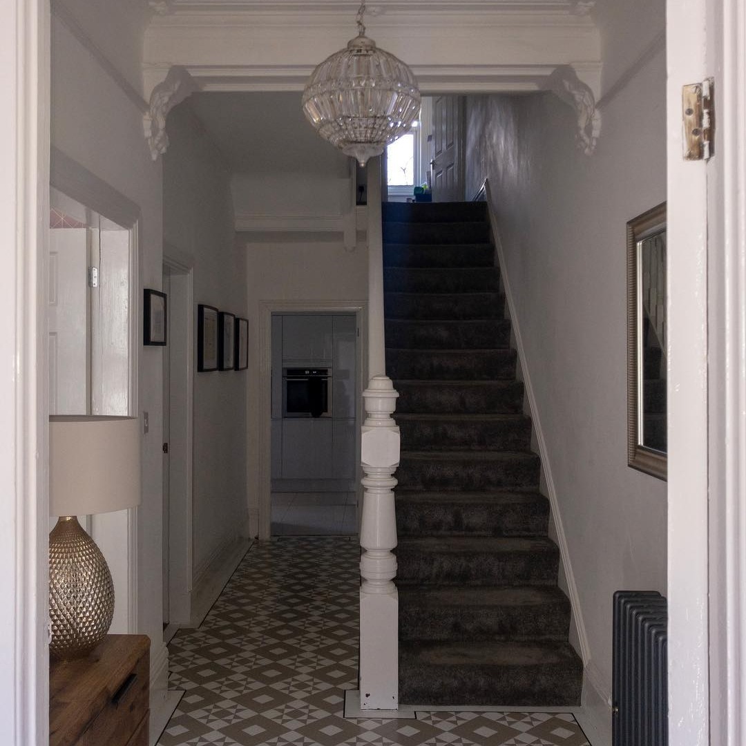 I love making this house sparkle 🧽✨