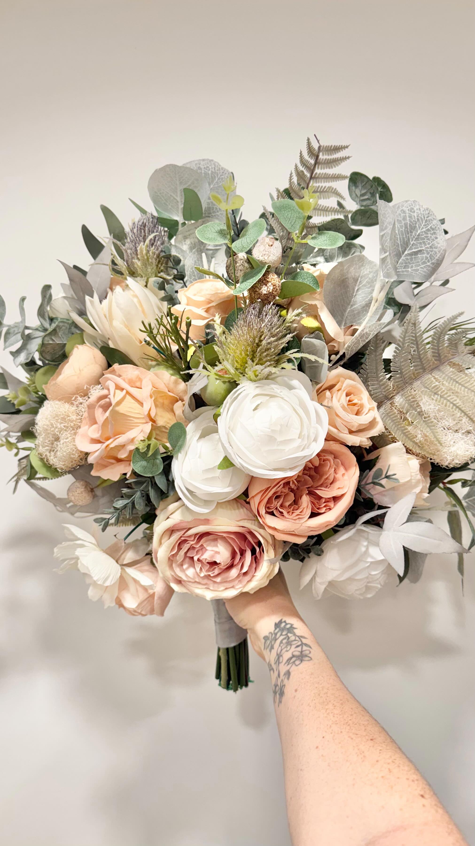 Floral preservation isn’t just for fresh flowers 🥰✨ all types are welcome!
Stay tuned to see the rest of the order👀
Have you reserved your date? Link in bio to get started!
#floralpreservation #bridalbouquet #weddingflowers #resinart #flowerpreservation