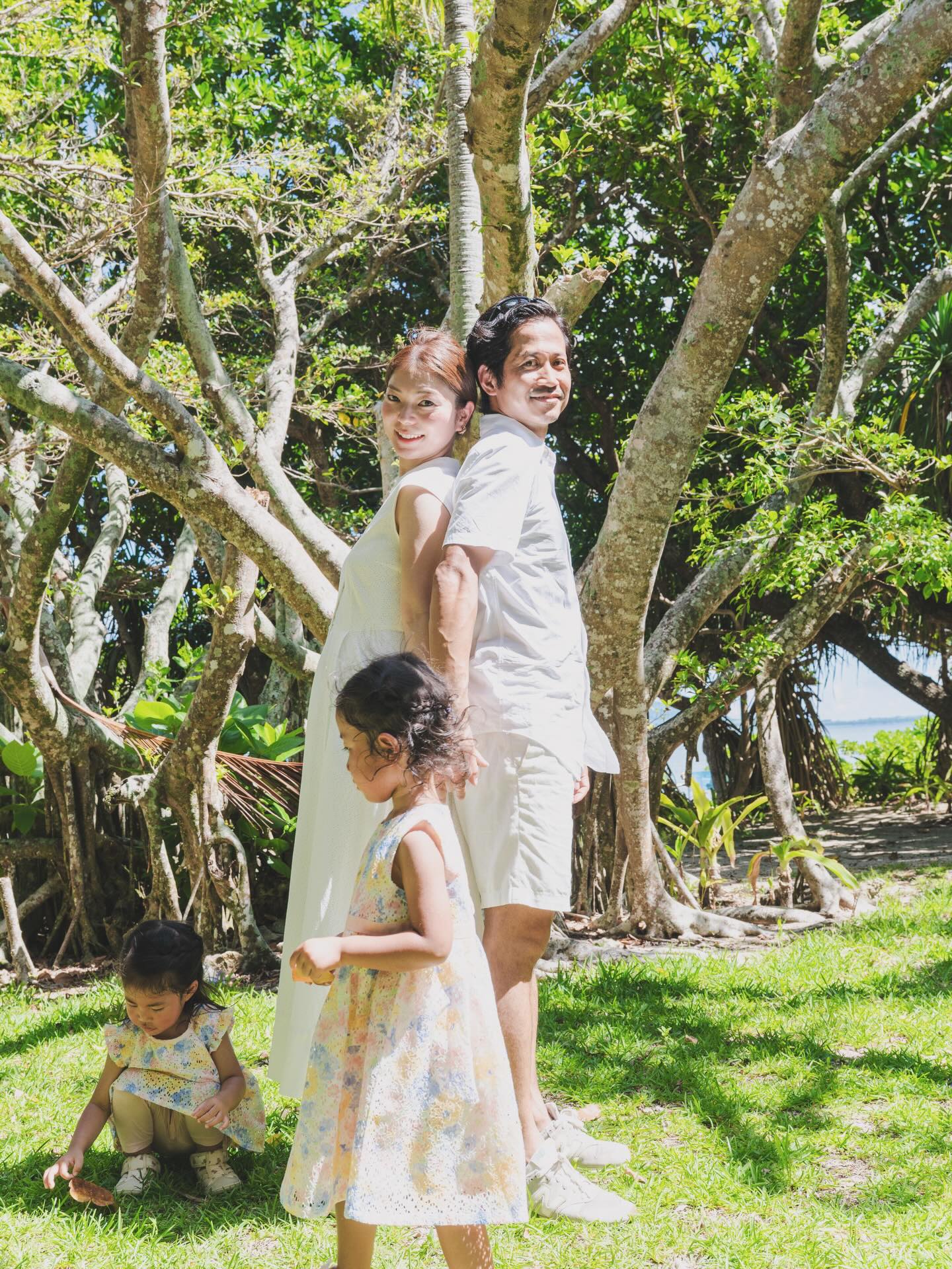 🕊️🕊️🕊️
ISLAND LOVERS
お子様が遊んでいる間にご夫婦の写真も是非😌
石垣島で家族の時間を撮影させて頂きます♪
life account @finder_boogie
姉妹の島暮らし @nagi.miko
#ishigaki_memorial_photo
#石垣島カメラマン
#石垣島家族写真
#石垣島ファミリーフォト
#石垣島メモリアルフォト