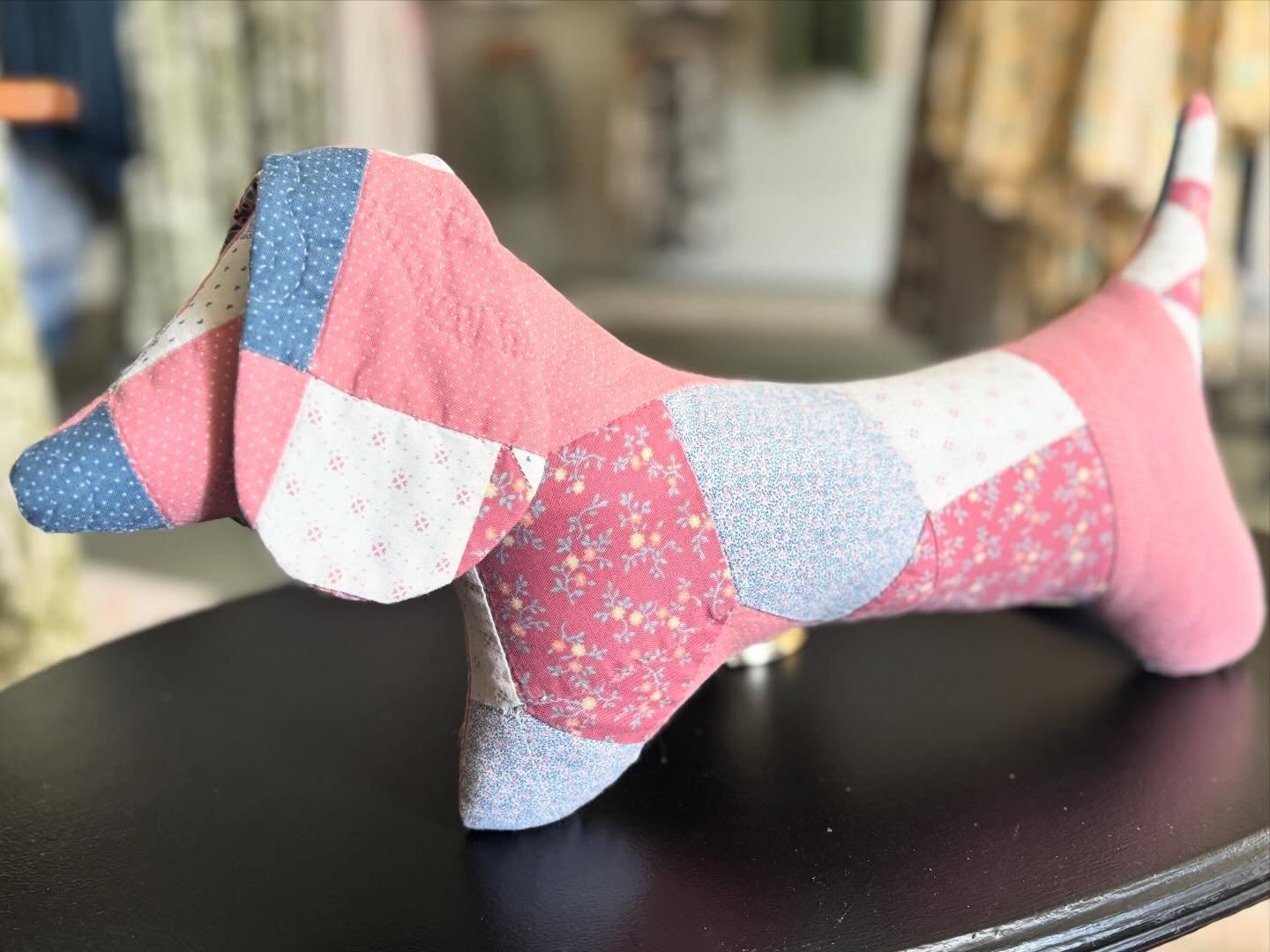 @dellwooddesignsofficial This mother daughter duo makes upcycled stuffed animals from vintage quilts and fabric scraps and they’re gorgeous! They fit perfectly in our vintage cradle 🥰