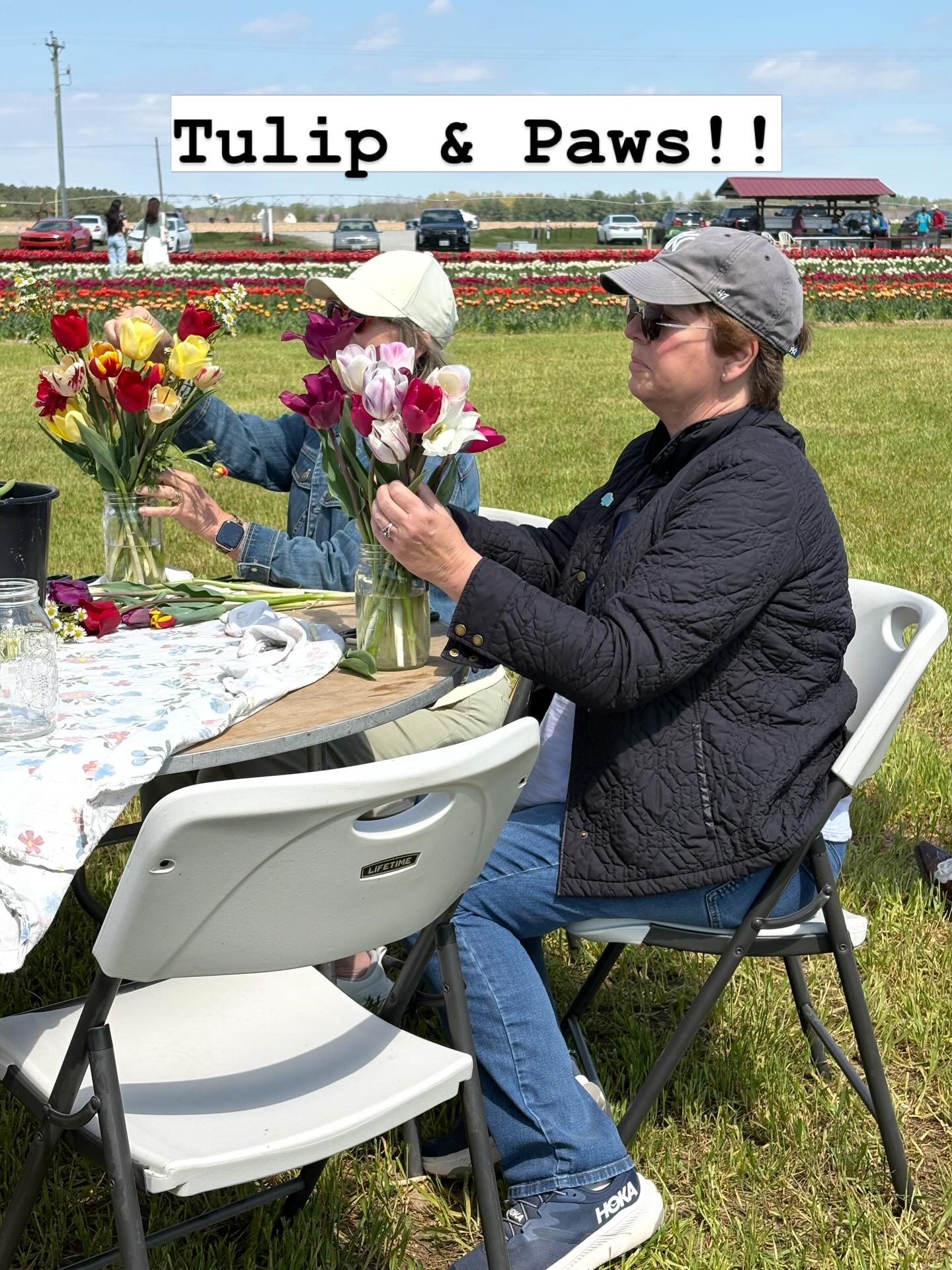 We had a terrific tulip bar to benefit Talbot Humane Society today! I wasn’t able to get many pictures but this crew made stunning arrangements!! Share photos with me if you have any photos please!! Thank you for supporting a good cause today @talbothumane