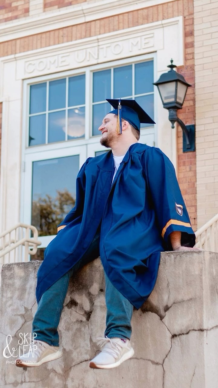 It’s almost that time! Who’s ready?!
#classof2026 #seniorphotographer #dallasphotographers #richardsonphotographer #seniorphotos