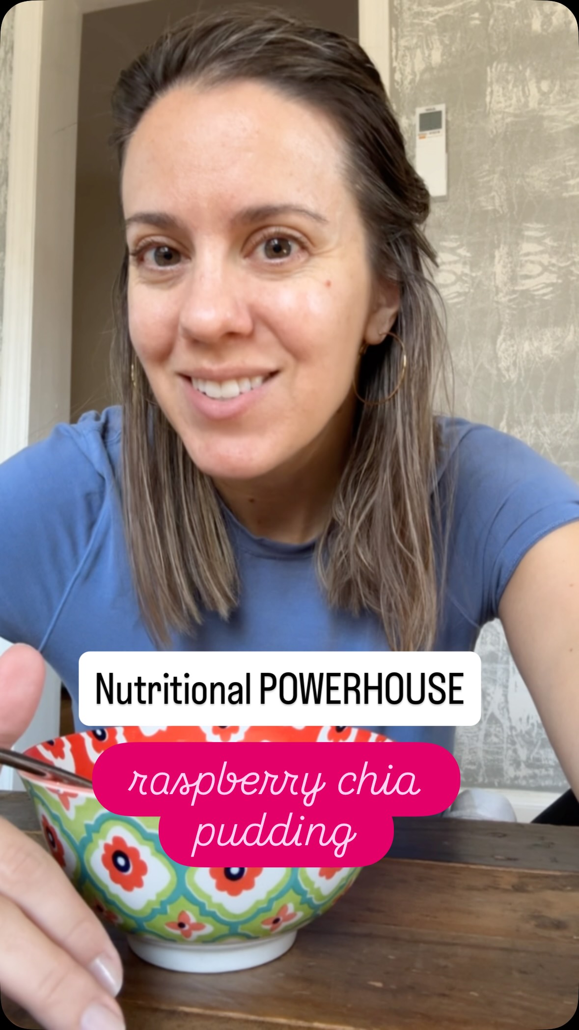 Chia seed pudding = the underrated snack your body actually thanks you for 💛
Think: hydration + fiber + protein + antioxidants + natural sweetness… all in one easy bowl.
This is one of those recipes that feels like a treat but quietly supports your energy, digestion, and overall nourishment (yes, even for picky eaters and allergy-friendly homes 🙌).
Why I love it:
• Supports digestion with fiber-rich berries + chia
• Hydrating (perfect for warmer days or low appetite days)
• Naturally sweet
• Easy to adapt for common allergens
How to make it:
1: Add 1-2 cups muddled fruit
2: Stir in 1/2 cup chia seeds
3: Stir in 1 can coconut milk
4: Stir 1/4 cup yogurt of choice if desired
5: Let sit at least 10-15 minutes (or refrigerate longer for thicker texture)
6: Pro tip: stir it several times while thickening
That’s it. No cooking. No stress. Just a simple way to nourish your body.
Sometimes the “healthy” choice isn’t more complicated… it’s just more intentional
Save this for later + send to someone who needs an easy win this week 💌
#foodallergies #recipes #easyrecipe #fiber #protein