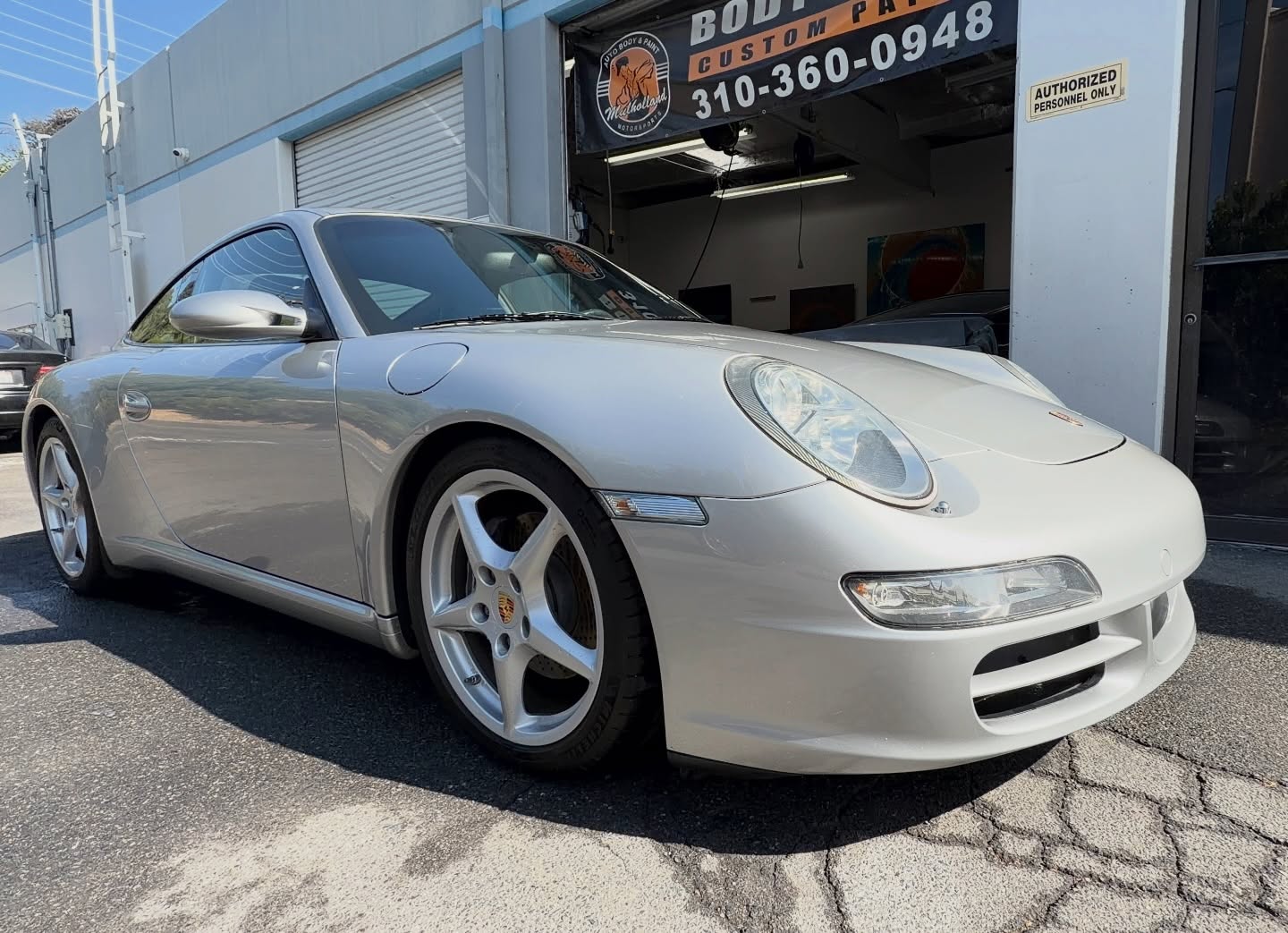 Thank you for your support Nicole
#porsche #autobodyshop #newburypark #mulhollandmotorsports