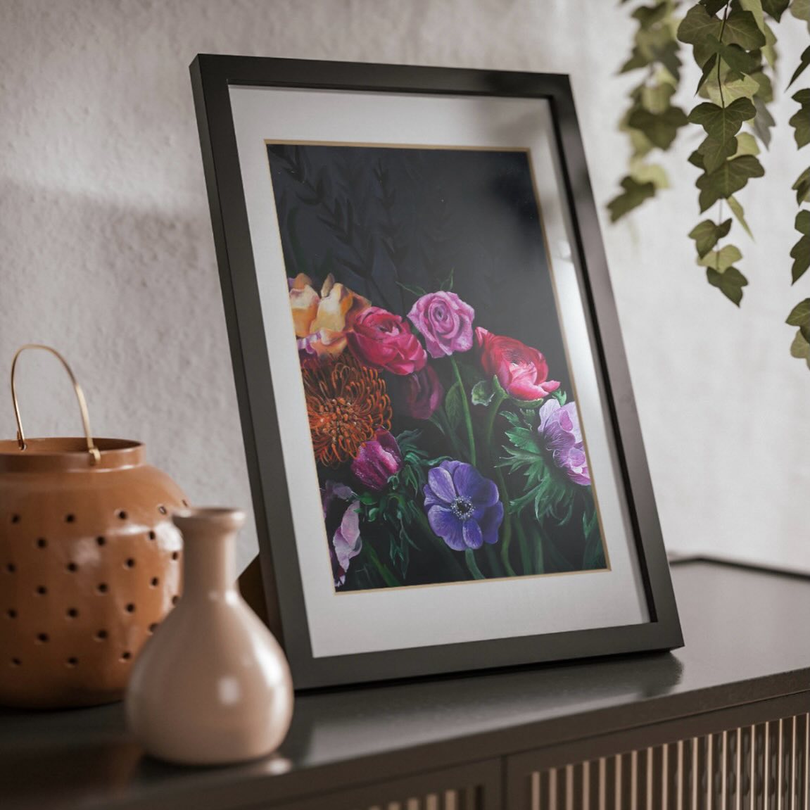 Don’t want a canvas print, but want a framed print instead? I’ve got your covered for Mothers Day/Special Persons Day! My dramatic BLOOM floral acrylic painting is now available as affordable framed prints on the website! These bright pops of colour will light up any room. Click the image above to go straight to the website 👆🏻 🌹