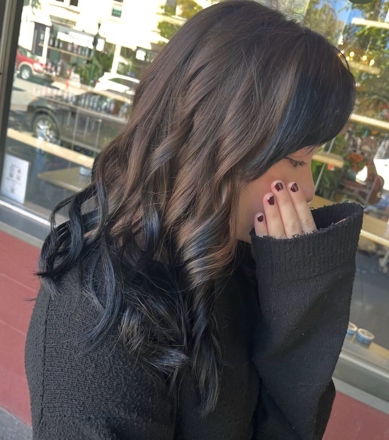 Something new and Different for Jupiter 🖤🤎🖤
Color @schwarzkopfusa
Style @randco
Model @bedofheads
DM or click Link in Bio to Book your next appointment 🎨✂️
#bayarea #fun #change #hairstylist #ombré