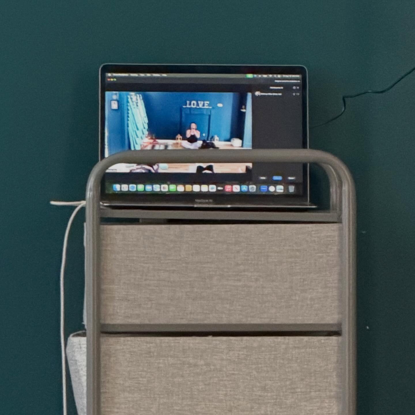 LIVE ZOOM classes with us!
Practice with us from ANYWHERE. Choose the “online” option when booking class here effervescenceyogaspa.com/yoga