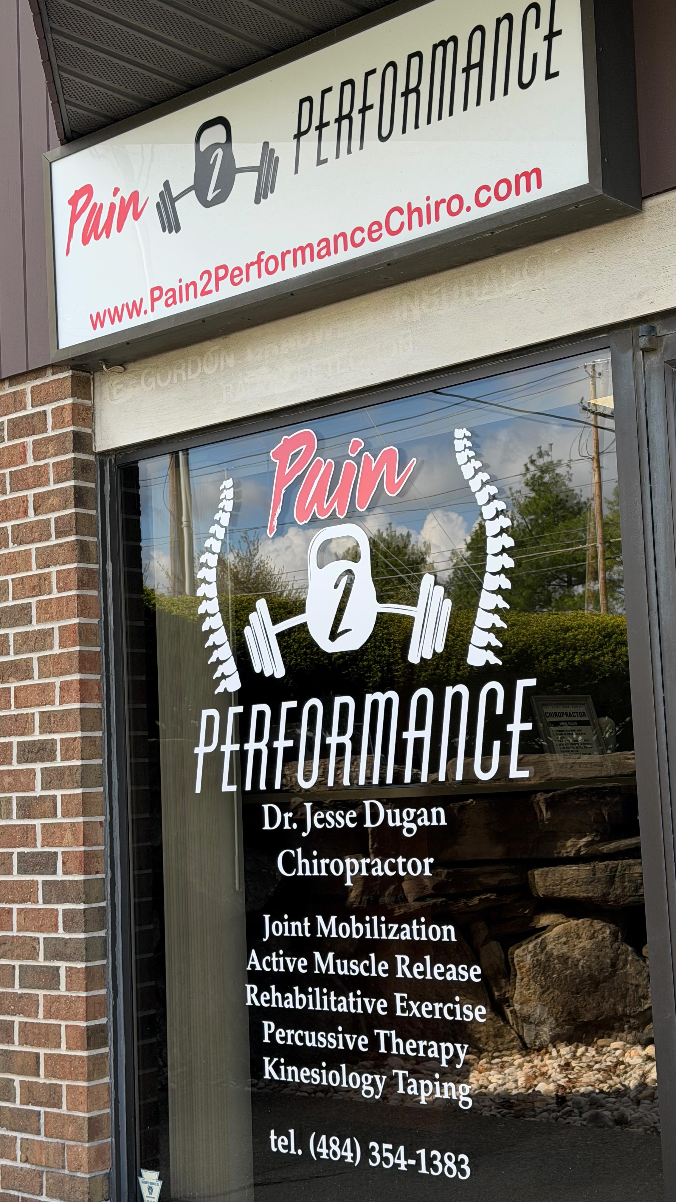 Introducing Our Newest Community Partnership 🤝
6ycle Studio and Pain 2 Performance are coming together to help more active individuals recover from setbacks and perform at a higher level throughout their training.
6ycle will cover a portion of our community members initial exam with proof of membership.
Make sure to follow @p2pchiro and reach out to set your intial appointment 👏🏼