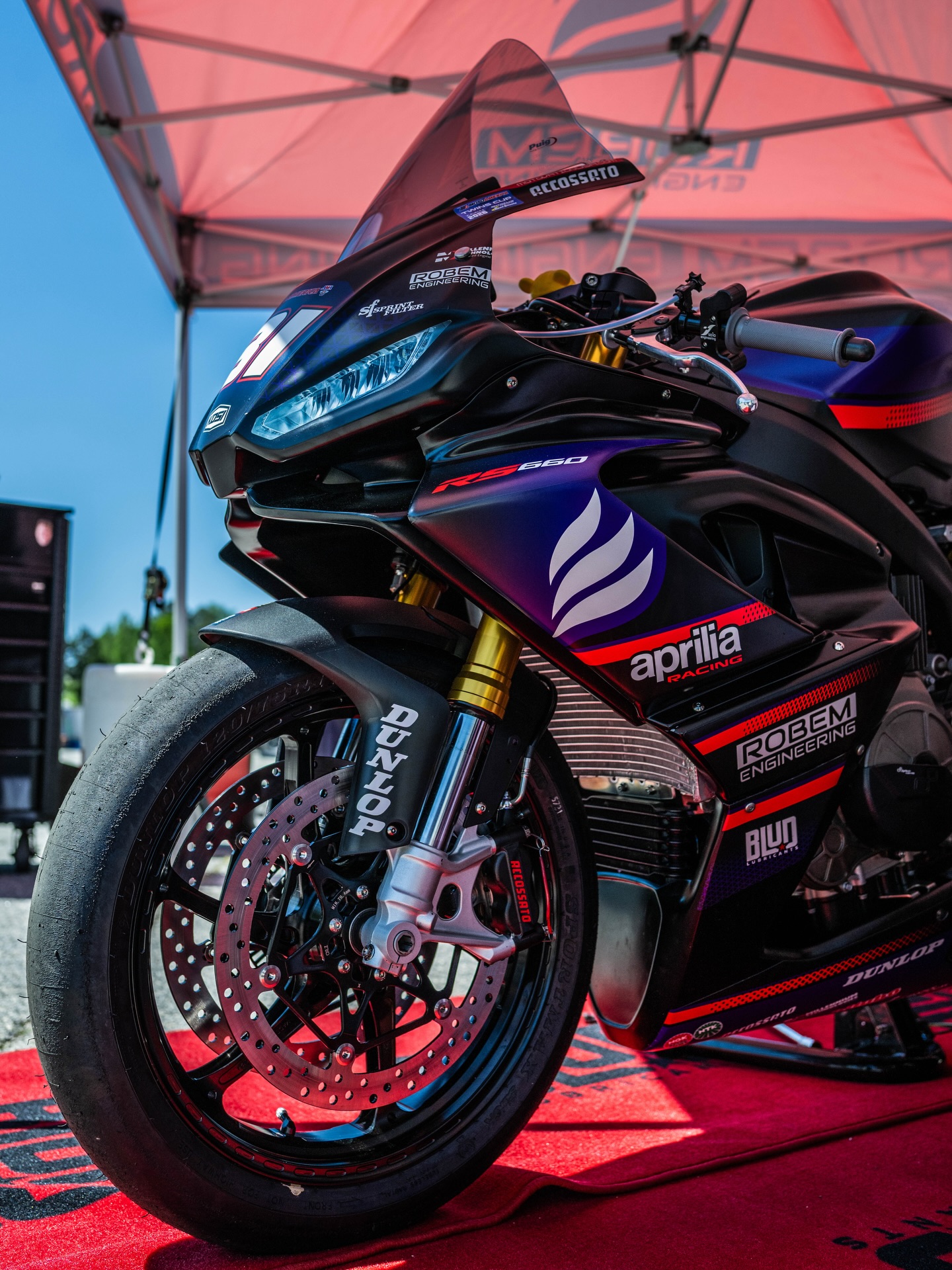 @robemengineering 2026 kit ๐ฅ #lookgoodridefast
Want your own custom bike? DM us today and get yours rolling! $500 matte or gloss