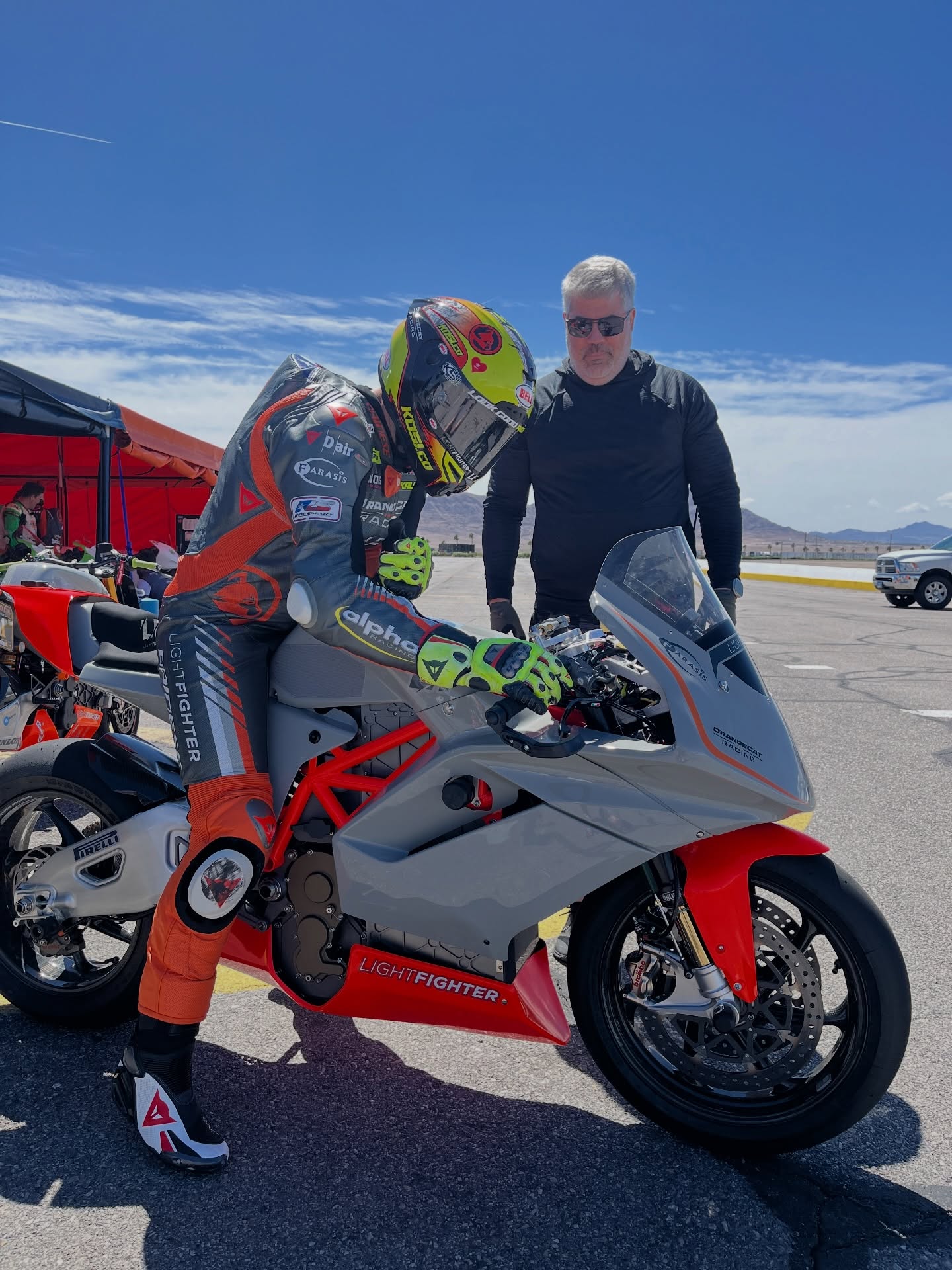 What an amazing demo event alongside OrangeCat Racing for a private 3-day track day at Las Vegas Motor Speedway! 24 riders put in a combined 231 laps and showed the versatility of our electric powertrain to inspire confidence for novice to pro-level riders. Lap times tumbled when riders were able to review and compare data through our proprietary Rider Support System. Watching Jayson Uribe, Sean Dylan Kelly, Kaleb De Keyrel, and Josh Herrin blast in some fast laps on the leaderboard was awesome to show what the bike can do with their amazing talent! Great feedback on the “easiest bike to go fast on” in the world! We’ll be doing more demo events throughout the season, so stay tuned if you’d like to get your shot at the leaderboard! ⚡️💪✊🤘