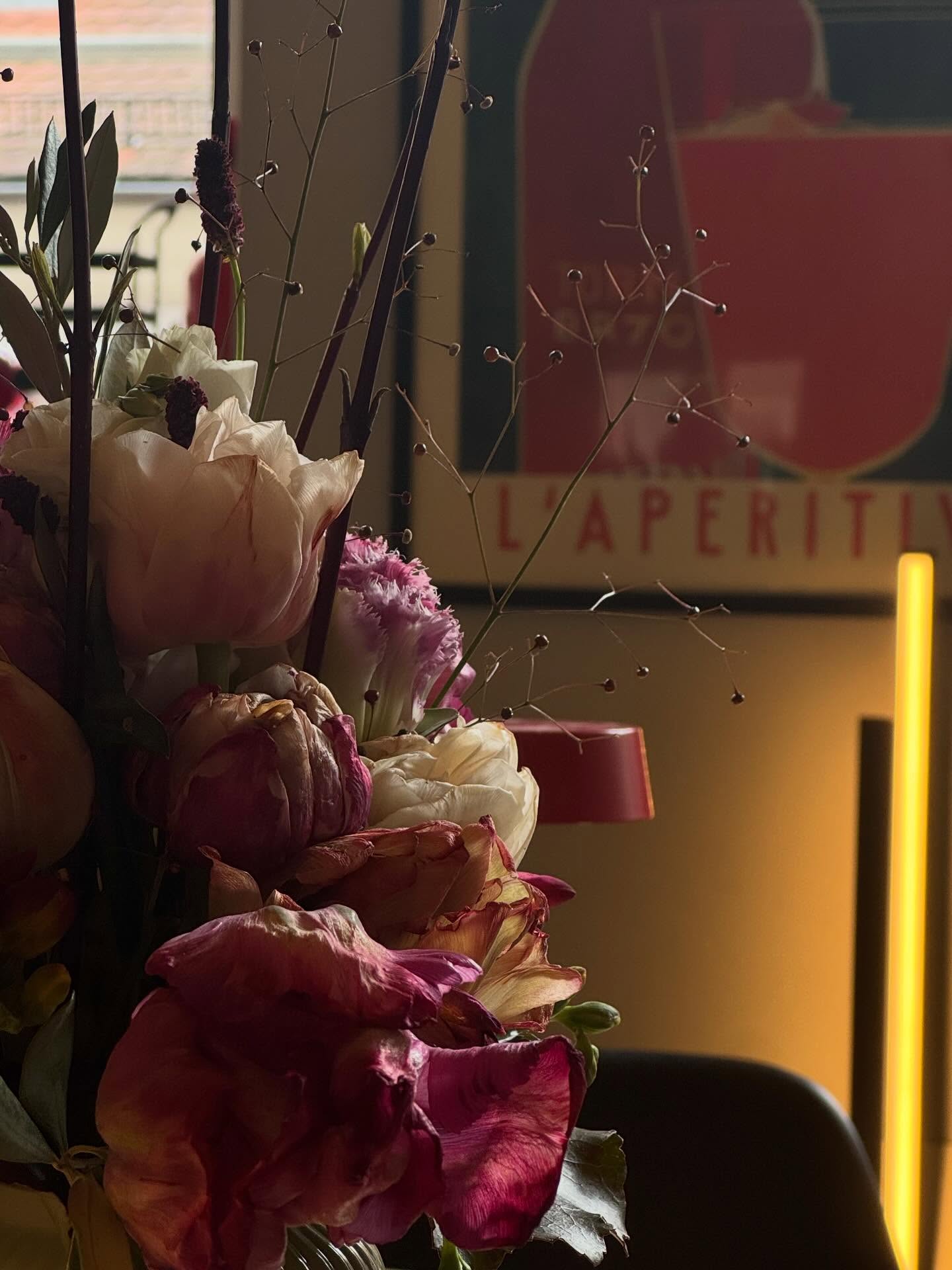 Ab jetzt sind wir freitags und samstags wieder bis 21:00 Uhr für euch da 🎉🥳
Die Küche ist von 17:00-20:00 Uhr geöffnet 👨🍳
Reserviert euren Tisch einfach per DM
Wir freuen uns auf euch.
#laterrazza#freiburg#foodfreiburg#laterrazzafreiburg