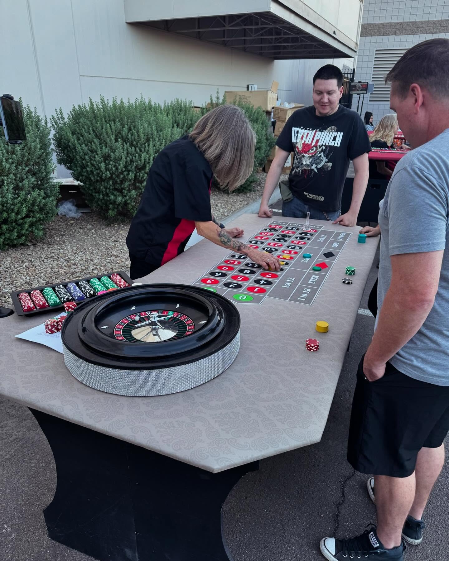 QT knows how to provide convenience and fun 🤩
.
.
.
#az #azcasinoparties #azcasinoelite #casinoparties #roulette #azpartyrentals #corporateparty