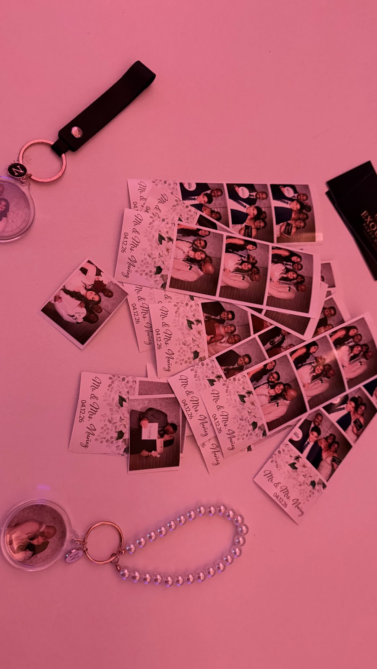 Flower Wall ✨
Champagne Wall 🥂
Audio Guest Book 🎙️
Keychain Station 🔑
2 Photo Booths 📸
The Unlimited Package for an amazing night 🔥📷
#NJPhotoBooth #KeychainStation #UnlimitedPhotos
#weddinginspo Thank you to this lovely couple for trusting my services.