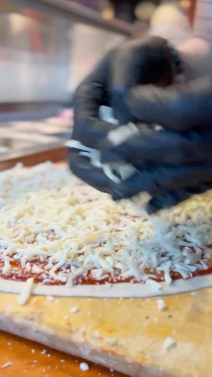 Canโt get enough cheese!!! ๐ง๐ฅ GAPCo never skimps on the cheese, giving you that full, melty, extra cheesy experience in every slice.
Order now โ gapc.co
.
.
.
#greenvilleavenuepizzacompany #gapco #pizzaislife #pizzalover #DallasTexas PizzaCompany