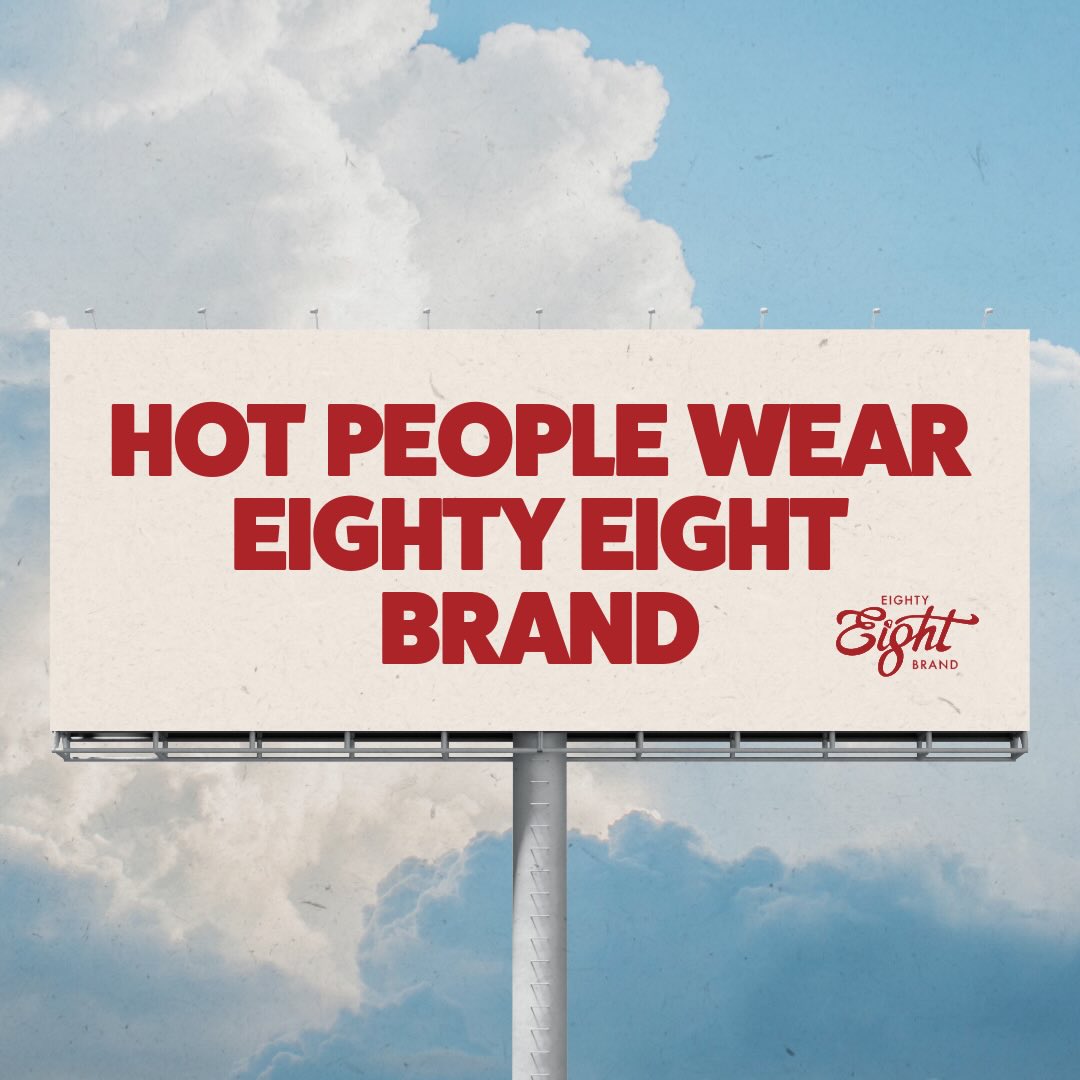 honk if you see our billboards this weekend 1 or weekend 2 lol 🌵☀️
#eightyeightbrand #losangeles #festival #festivalfashion #streetwear