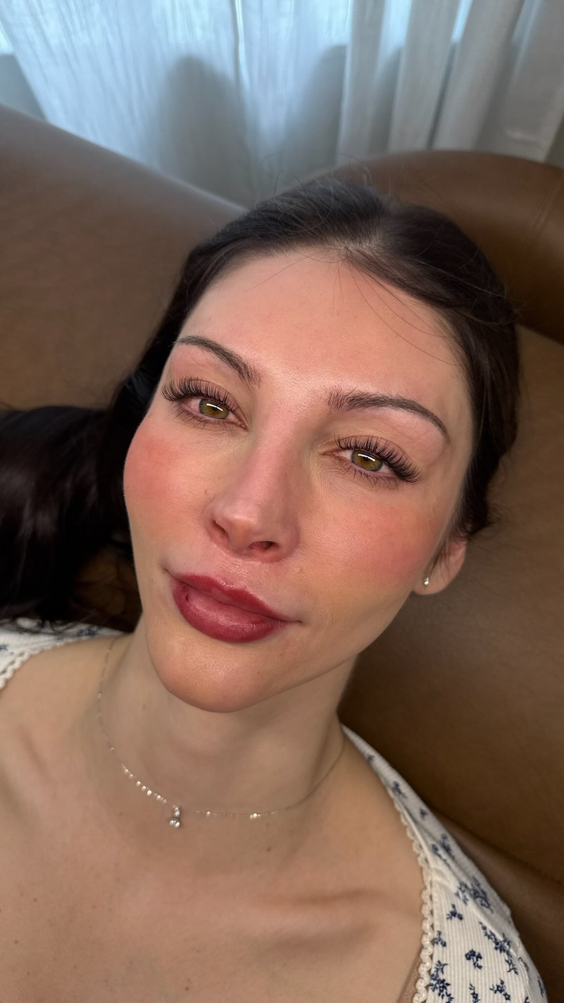 This set....
How perfect are these lash extensions?
At Alchemy Aesthetics we make lashes that work with your features not against them for the perfect beauty enhancement.
How can you not want extensions after this reveal?
#lashextensions #lashartist #yorkmaine #spa #lashes