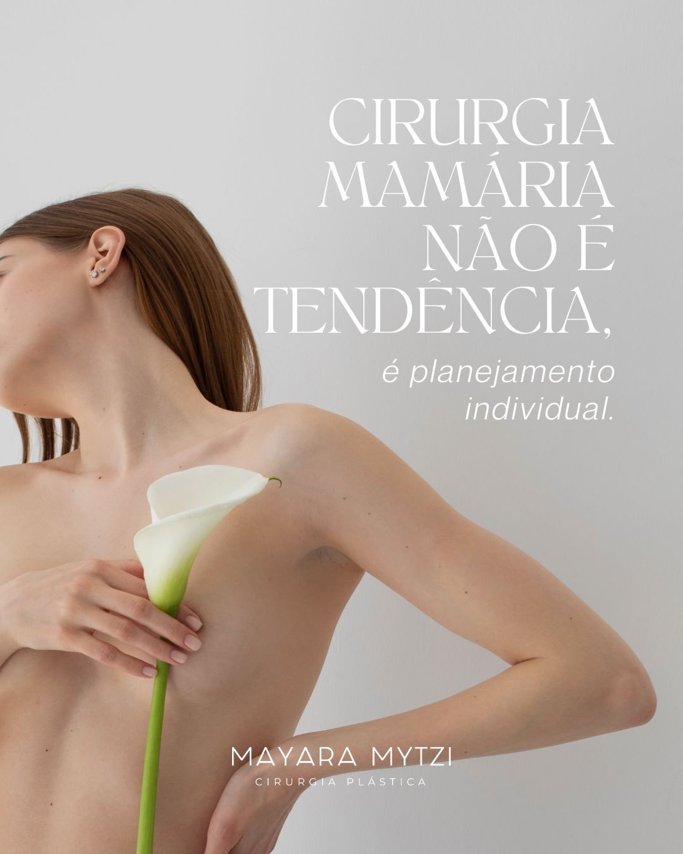 Na internet, tudo parece possível e cada hora parece ter uma nova tendência. Mas na cirurgia mamária, o mais importante é o que é seguro, coerente e adequado para você. E isso não muda ao sabor do tempo.
O planejamento da cirurgia de mamas é feito de forma individualizada durante a consulta, considerando sua anatomia, expectativas e as possibilidades reais do seu corpo.
Fotos de referência podem ajudar a entender o que você considera bonito e proporcional. Mas mais importante do que reproduzir um modelo é respeitar sua estrutura corporal.
Mais do que seguir tendências, o objetivo é alcançar um resultado equilibrado, seguro e duradouro - porque cada planejamento é único e cada paciente também.
Dra. Mayara Mytzi
CRM SP 136.044 • Médica
Cirurgiã Plástica • RQE 66881
#dramayaramytzi
#cirurgiaplastica