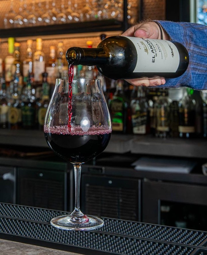 We’re pouring the good stuff midweek. 🍷 Wednesday Wine Features bring 10 bottles half-off + limited cellar finds from Bordeaux, Spain and Italy. New features weekly—don’t wait!