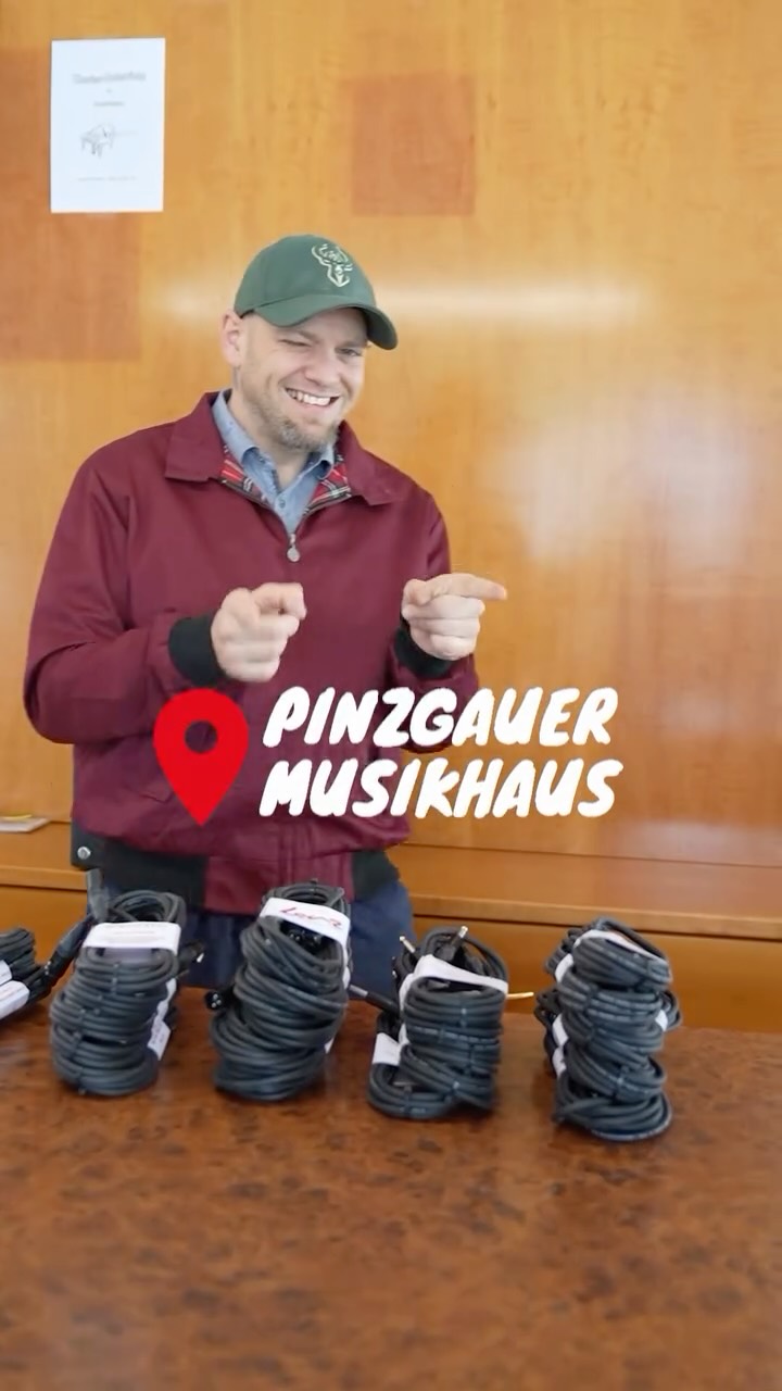 Weil ohne Kabel meistens gar nichts geht 🔌🎶
#eguitar #electronics #musikstore #zellamsee #cable