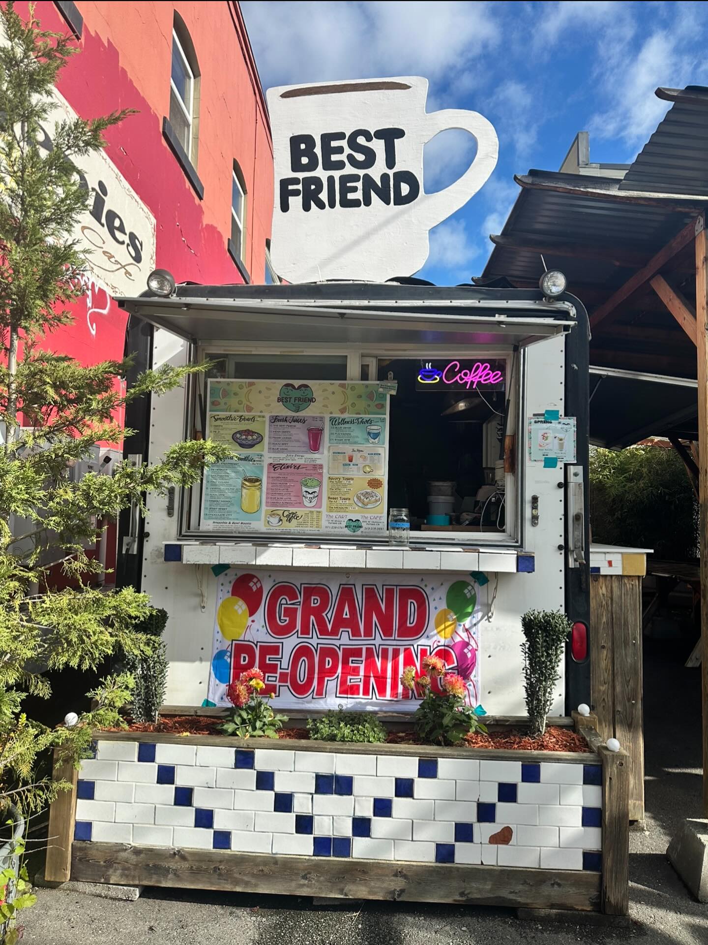 Yes itโs true - DIVISION is back open just for YOU! ๐๐ซถ
Come and see us at either location this weekend!
๐ป : 1121 SE Division St
โ๏ธ : 2832 SE Gladstone St
We love to nourish you, Portland!
Be well,
๐
BF