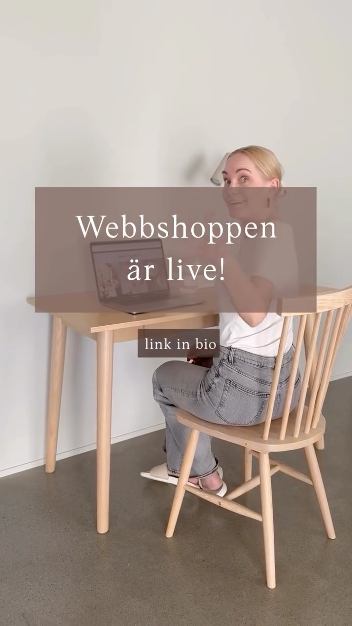Vi är live! ✨
Just nu kan du i lugn och ro utforska sortimentet och börja drömma.
Gör dig redo för förköpet:
1. Skapa ett konto och logga in.
2. Spara dina favoriter i Önskelistan – då är du redo att klicka hem dem direkt när vi släpper lagret.
Viktigt datum: Den 25 april kl. 15.00 går startskottet!
Vi håller hemsidan stängd under dagen för lagersaldouppdatering och öppnar portarna exakt vid 15-slaget.
Besök oss nu och handplocka dina favoriter till Önskelistan!
Länk i bio 🌸
OBS! Plantorna hämtas sedan upp på vårt Dahlaevent i Maj. Plantor kommer inte att skickas 💕
We are live! ✨
Right now you can explore the range in peace and quiet and start dreaming.
Get ready for the pre-order:
1. Create an account and log in.
2. Save your favorites to the Wish List – then you are ready to click them home immediately when we release the stock.
Important date: On April 25th at 3:00 PM the plants are released!
We will keep the website closed during the day for stock balance update and open the gates exactly at 3:00 PM.
Visit us now and handpick your favorites for the Wish List!
Link in bio 🌸
NOTE! The plants will then be picked up at our Dahla event in May. Plants will not be sent 💕
#storiesandcreations #dahlia #dahliafever #uniqueblooms #dahliasofinstagram