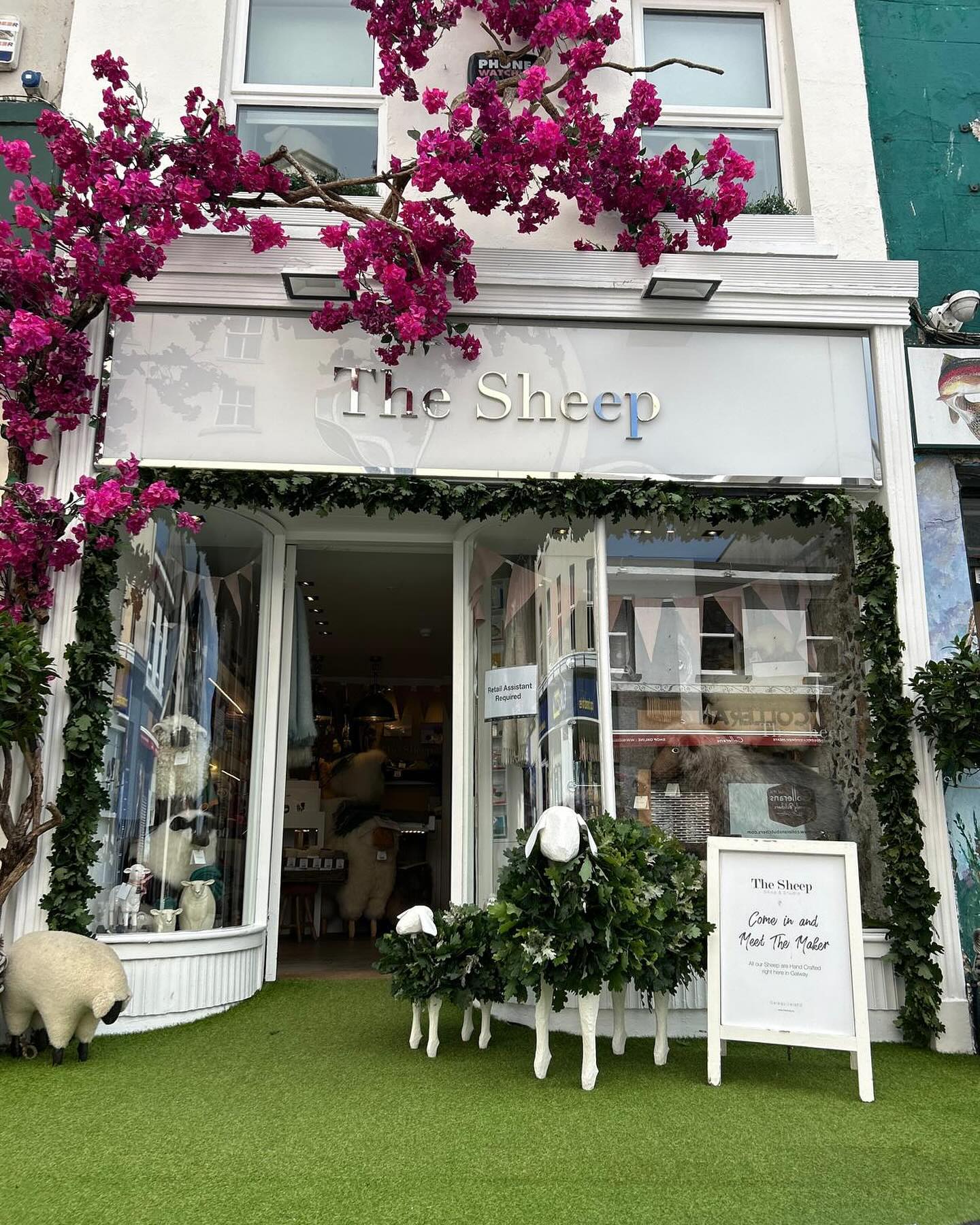 With autumn on its way, stop by and meet our new Oak Leaf Sheep installations by @yes_flowers and maybe pick up a cosy scarf or hat from @foxfordhome @johnhanly1893 @inis_meain @ekotreeknitwear @avocaireland @annemcconnellknits