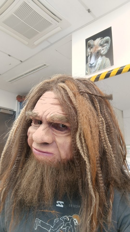 Classic work finsished Neandertaler masks for a upcomming Opera.
#mask #opera #sfx #costume