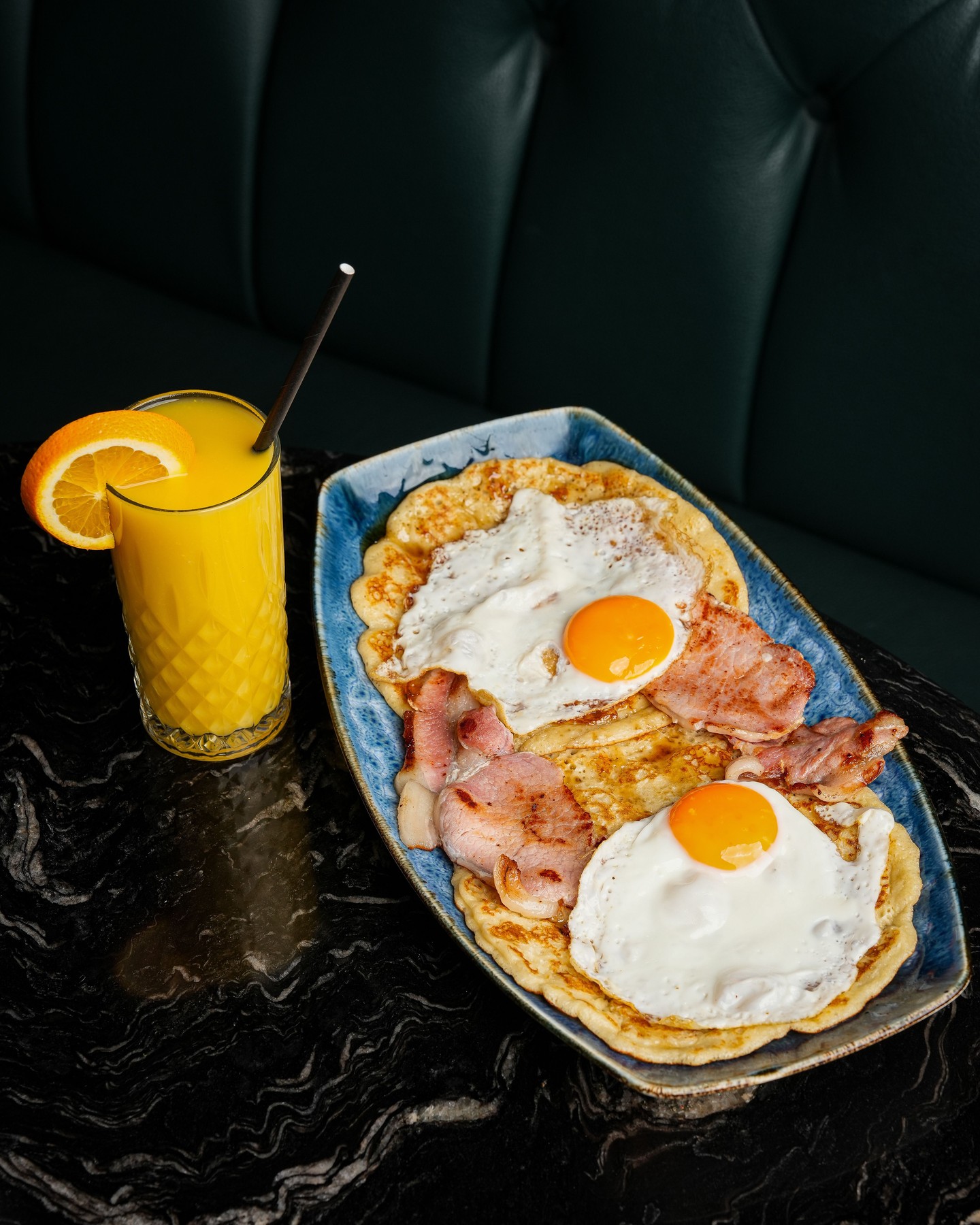 Your next breakfast obsession… 🍳✨
Fluffy pancakes, bacon, golden eggs and fresh orange juice — everything you need to start the day right.
No need to fly to Canada… we’ve brought the Canadian breakfast experience to you. 🇨🇦
📍 Tuck In Restaurant Northampton
Join us this morning.