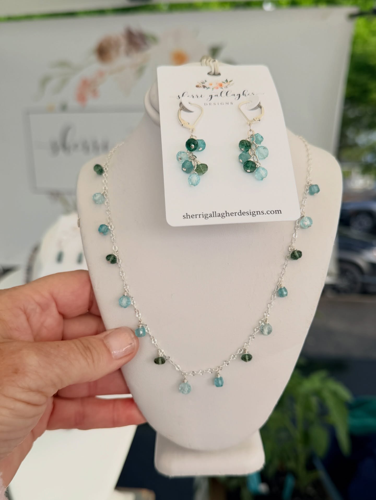 The sun is out (for now) at the @napafarmersmkt !
We had a lot of vendor cancellations because of rain, so everyone was shuffled. Iām set up in the first row today in my Tuesday spot so donāt be confused.
Still lots of pretty jewelry for you to try on!!
#handmadejewelry #napavalley #winecountry #napafarmersmarket #rainraingoawayāļø