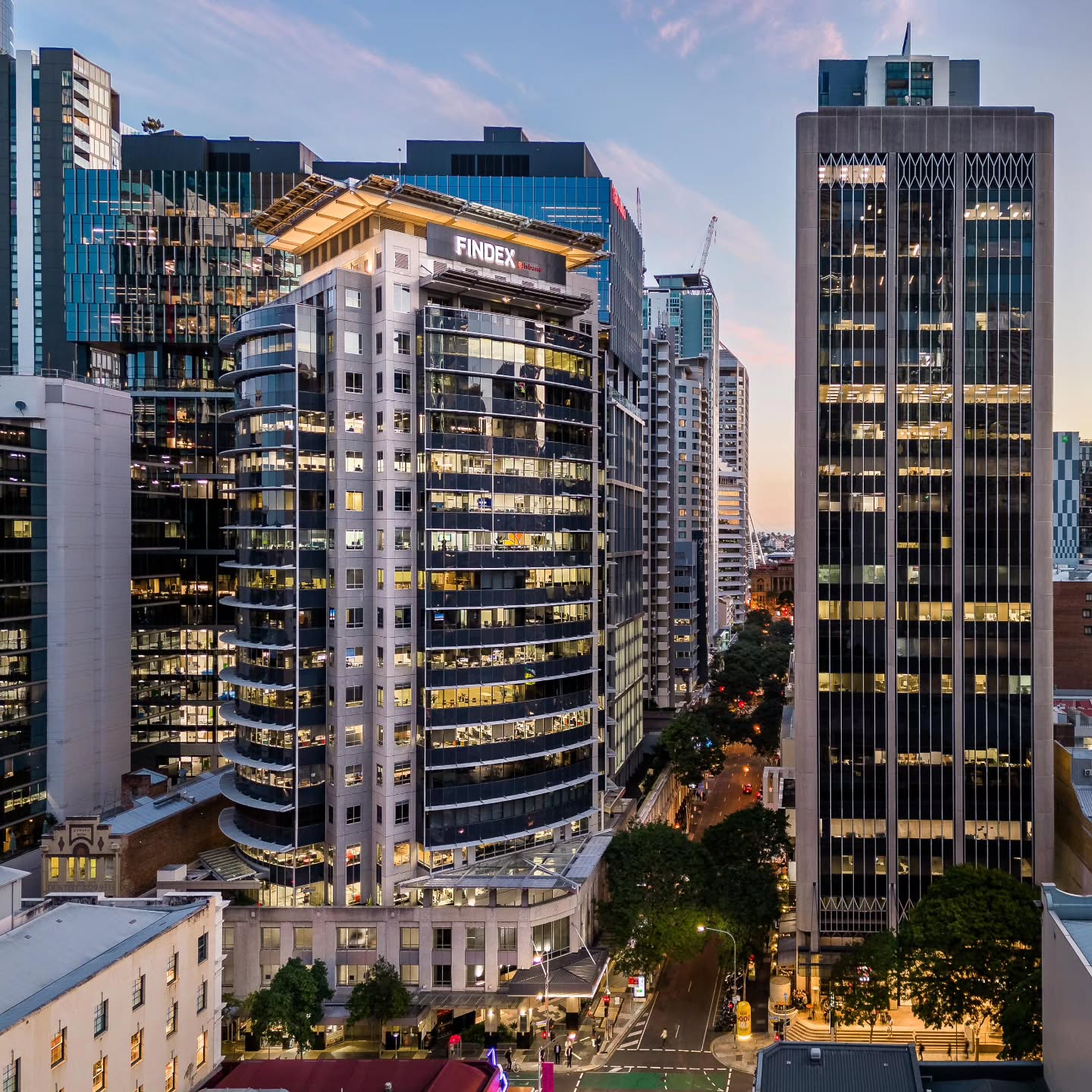 120 Edward St #Brisbanecity #aerialfilming #commecialphotography #architecture