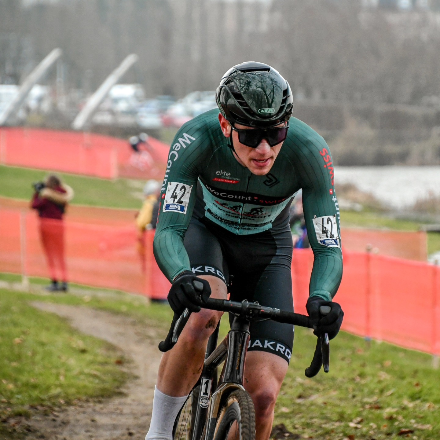Patience and determination are the keys 🗝⏳️
Next up world cups Hulst and Zohnoven
📸 : @cassandradonnephotographies
@wecount.swiss
@garagechateau
@orbeaswitzerland
@cyclessporthuguelet
@swissstopofficial
@elitefondationscyclingteam
@ritcheylogic
@challengetires
@nessfit.ch
@jakroo_official
@abus_cycling
@julbo_eyewear
@agence_hors_categorie
@shimanoroad
@mintndry
@loterieromande
@yannrithner_massotherapeute
#wecountswiss #swisscheesemarketing #challengetires #feelthehandmade✋🏻 #challengeyourlimits #julbo #julboathlete #julboeyewear #rideshimano #shimano #nessfit #velozone #loterieromande #sosfondue #mintndry #locationgm #garageduchateau
#swissstoppads #swissstop #cyclingbrakepower #orbea #orbeaterra #ritchey #abus #abushelmets #abuslocks #abuscycjng #wecount.swiss, #cycleshuguelet