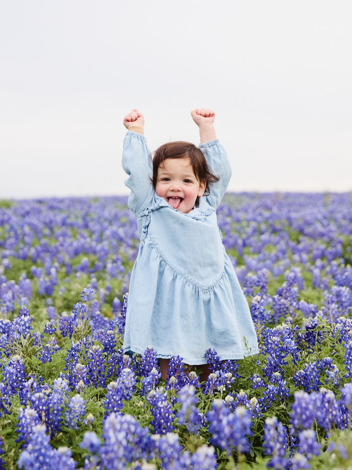 Bluebonnet season, always a little magical 💙
Thank you to all the beautiful families I got to photograph this year.
#austinphotographer
#bluebonnets
#austinfamilyphotographer
#texaswildflowers
#familyphotosession