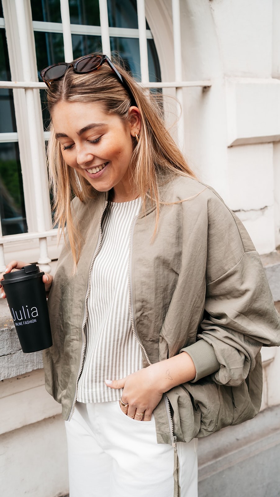 The perfect bomber jacket does exist✨
Welke kleur neem jij? 👀
www.juliabybb.com
#juliabybb #juliaturnhout #webshop #newcollection #ootd