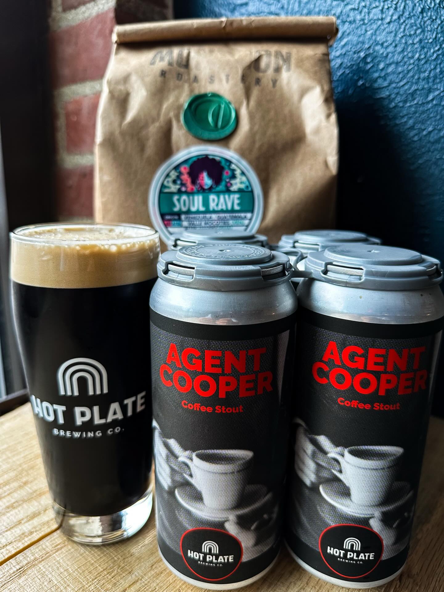 🎉 Good news for people who love can news: we just released Agent Cooper, our coffee stout in 4-packs to go!
☕️ Brewed with Soul Rave coffee, from our good friends @monsoonroastery this coffee stout is black as midnight on a moonless night, and these beans make a damn fine cup of coffee too (which we also serve in the taproom).
🤫 And in a few weeks, we’ll be dropping a custom blend from Monsoon as well, but we’re not quite ready to share all the details on that!