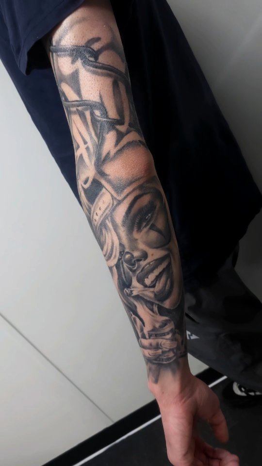 HEALED CHICANO
Loved this one, fully healed, one more session today on my clients wham arms 💪
📍Bury St Edmunds
Booking for start of June