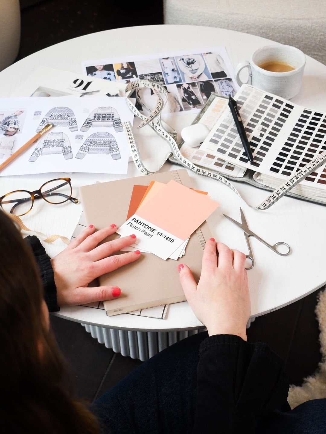 My Lifestyle photography package provides natural brand photos & gorgeous marketing ready imagery of the business you’re proud to be the force behind.
Perfect for independent brands, freelance business owners, hospitality, and creatives & makers, in Devon and Cornwall, and beyond, these Lifestyle photoshoots bring your brand to life with authentic, professional photography capturing the day to day running of your business 👌🏼
Photographs captured can be used to refresh your website photos, social media, & print marketing - showing the authentic, human side of your brand.
When Amelia Searle got in touch with me to capture brand photos for her freelance knitwear designing business, I couldn’t resist! We hired out @huddlecontentstudio (booked by myself) and had the most fun 2 hour Lifestyle shoot 📸
#knitweardesign #plymouthphotoshoot #devonphotographer #lifestylephotoshoot #brandphotography