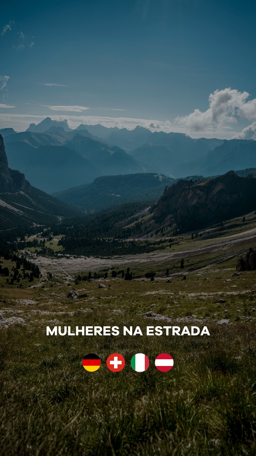 A estrada não escolhe quem pode ou não pode.
Ela responde pra quem tem coragem de ir.
Cada curva, cada paisagem, cada quilômetro…
é sobre liberdade, confiança e evolução.
E quando você percebe, não é mais só sobre pilotar.
É sobre quem você se torna no caminho.
#Xtrada #MulheresNaEstrada #Mototurismo #ViagemDeMoto #Liberdade #PassosAlpinos #TourDeMoto #XtradaExpeditions