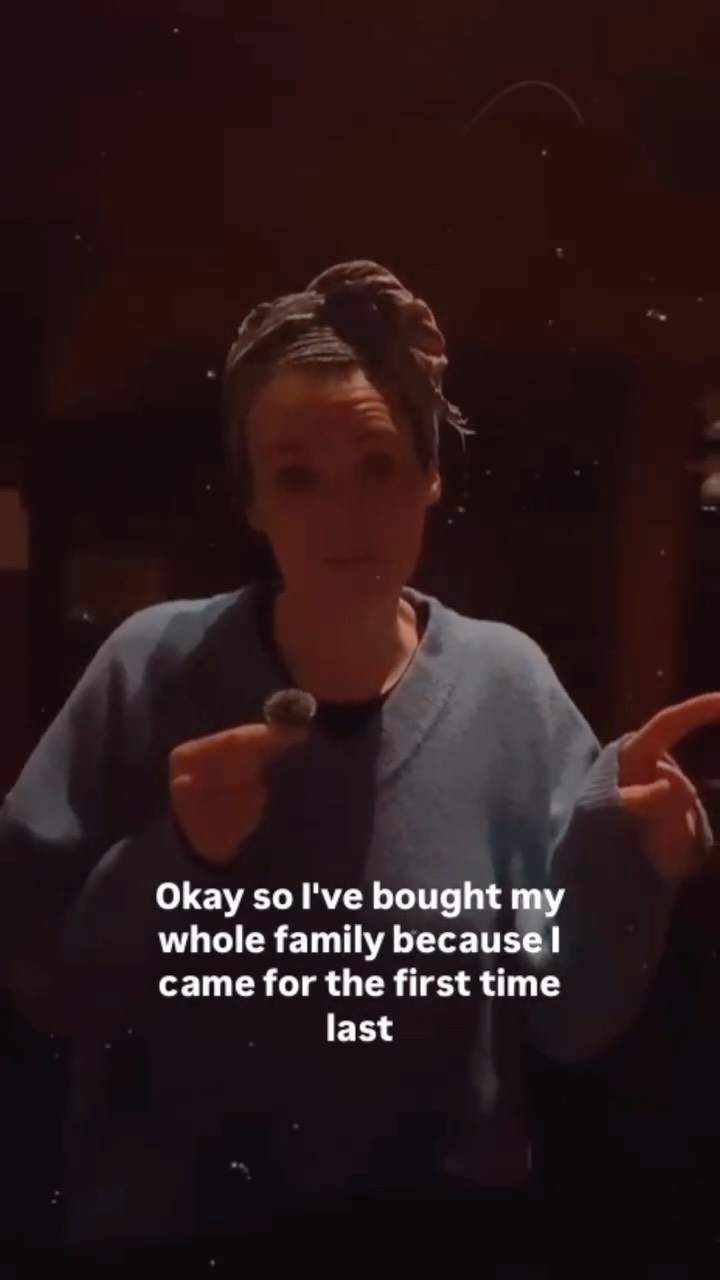 So how would you describe a Sound Spa? 🎶💫
I love when people share their experiences and how different they can be. Each Sound Spa can access a completely different level of healing within you, and that’s what makes it so special.
Sound healing works through vibration. The waves move through your body, helping you relax and release. Each instrument resonates at its own unique frequency, supporting you wherever you are on your journey.
Profound. Personal. Different every time. ✨
What’s your favourite part of a Sound Spa? 🌸💗💫
#soundhealingmeditation #soundhealing #soundspa #gongbath #amersham