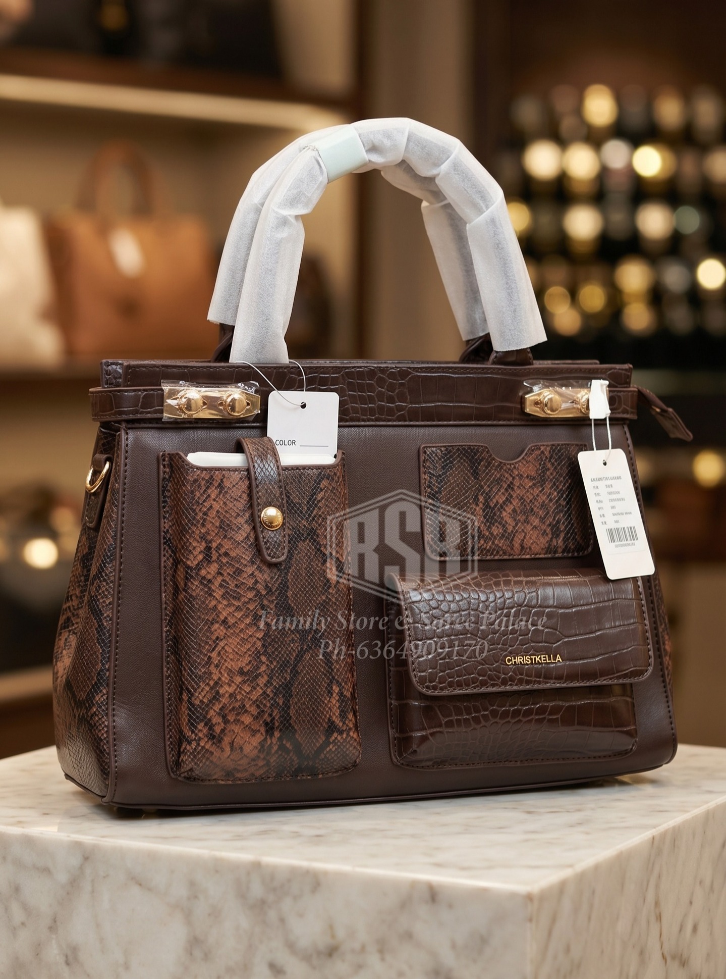 The perfect blend of "boss" and "chic."
"Wholesale prices in a retail showroom"
We’ve got you covered. Visit us in-store or reach out via phone for inquiries and orders! 🚀
📞 Official Number: +91 6364909170
🏬 Store Address: 6/1 Beside St. Pius Church, Kammanahalli Main Rd, Bangalore-560084
.
.
.
.
#bagshot #whatsinmybag #handbagcollection #styleinspiration #ootdaccessories