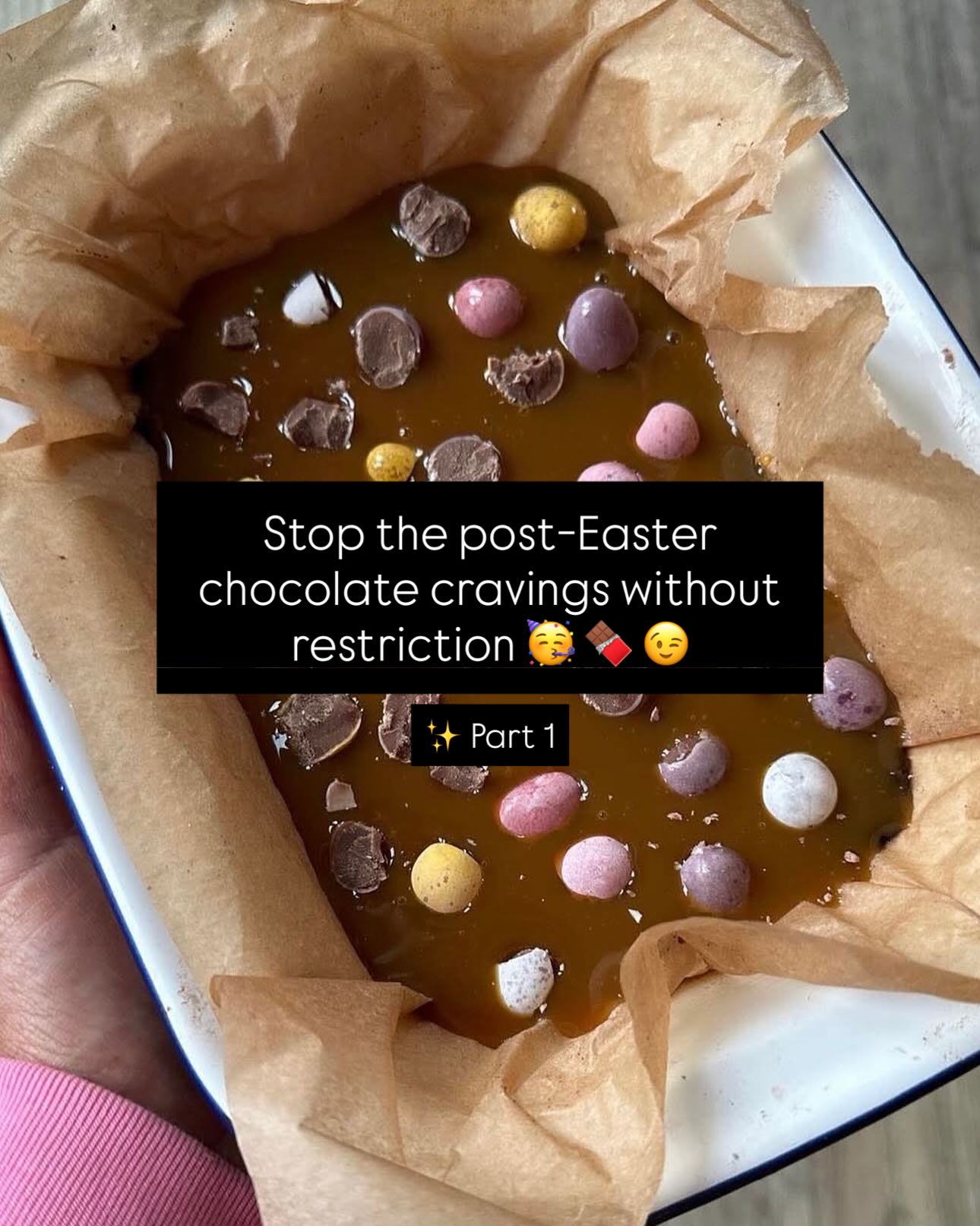If your house is still full of Easter chocolate and you can’t stop !…
MY RECIPES WILL SAVE YOU! 🥳
I’m using my leftover chocolate and curbing the cravings with satisfying snacks! 👇
(Find them ALL on my website 👀)
👀 Watch out for my ‘part 2’ and ‘part 3’ videos coming for the …
💛Snickers Energy Balls
💛Choc Crunch power bars
💛Frozen Yoghurt Bark
Mix Greek yoghurt and honey, place in a tray and freeze. Melt your leftover chocolate, drizzle over the bark and enjoy or pop back in the freezer for later ✨
💛Healthy Brownie - v low calorie!
2 apples
2 eggs
2 tbsp cocoa powder
10g crushed choc /
1 tsp baking powder
Blend this together ..
Then fold in crushed mini eggs (5) + use 5 crushed eggs for the top and 10g choc Microwave for 10 mins (or oven bake) ☑️
💛Overnight oats
200g 0% fat Greek Yoghurt
30g Nutella
50g Oats
40 ml any milk
1 tbsp honey
Mix together & leave in the fridge overnight
Top with leftover Easter choc 😋
💛Nests
2 tbsp cocoa powder
150g oats
3 tbsp honey
2 bananas
(Add leftover choc into the mix and WOW!)
Mini eggs
Mix together, make your nest shapes on a baking tray and bake on 180C for approx 10-12 mins. Allow to cool then top with mini eggs.
💛Yoghurt Bites
Mix honey + yoghurt and freeze in an ice cube tray. Melt chocolate, dip the bites and enjoy ☺️
💜Healthy Biscoff Weetabix Bites can be found on the website 👀 (1st slide)
Be aware that mini eggs could be a choking hazard to little ones 🫶
Honestly you don’t need to worry about your eating habits if you’ve got my website membership!!! link in bio 👆
WHICH ONE WILL YOU TRY FIRST!!? 😅🙌👇