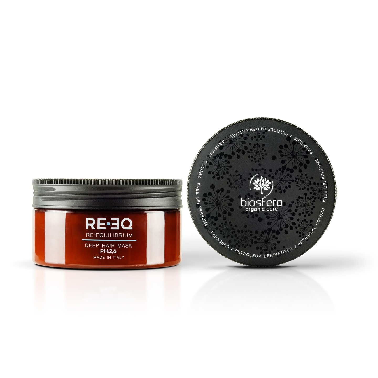 Bring dry hair back to life 👀
Dry and brittle hair often lacks hydration, making it feel rough, dull, and difficult to manage.
This moisturizing hair mask is enriched with essential oil of grapefruit, date oil, and monoi tiare Tahiti, designed to deliver long-lasting hydration in complete lightness.
It works to intensively rehydrate dry hair while enhancing the effect of the moisturizing shampoo, helping improve softness and manageability.
With regenerating properties, it helps protect the hair from external factors such as salt, wind, and sun, while reinforcing the hydrolipidic film for deeper hydration without weighing the hair down.
The result is softer, more brilliant, and lighter hair, with improved combability and a smooth, healthy feel, complemented by a creamy texture and delicate fragrance.
BIOSFERA Moisturizing Deep Hydrating Hair Mask With Essential Oil 250ml
#hydratinghair #dryhair #hairmask #deepconditioning #haircareproducts #hairroutine #softhair #shinyhair #healthyhair #hairtok #beautytok