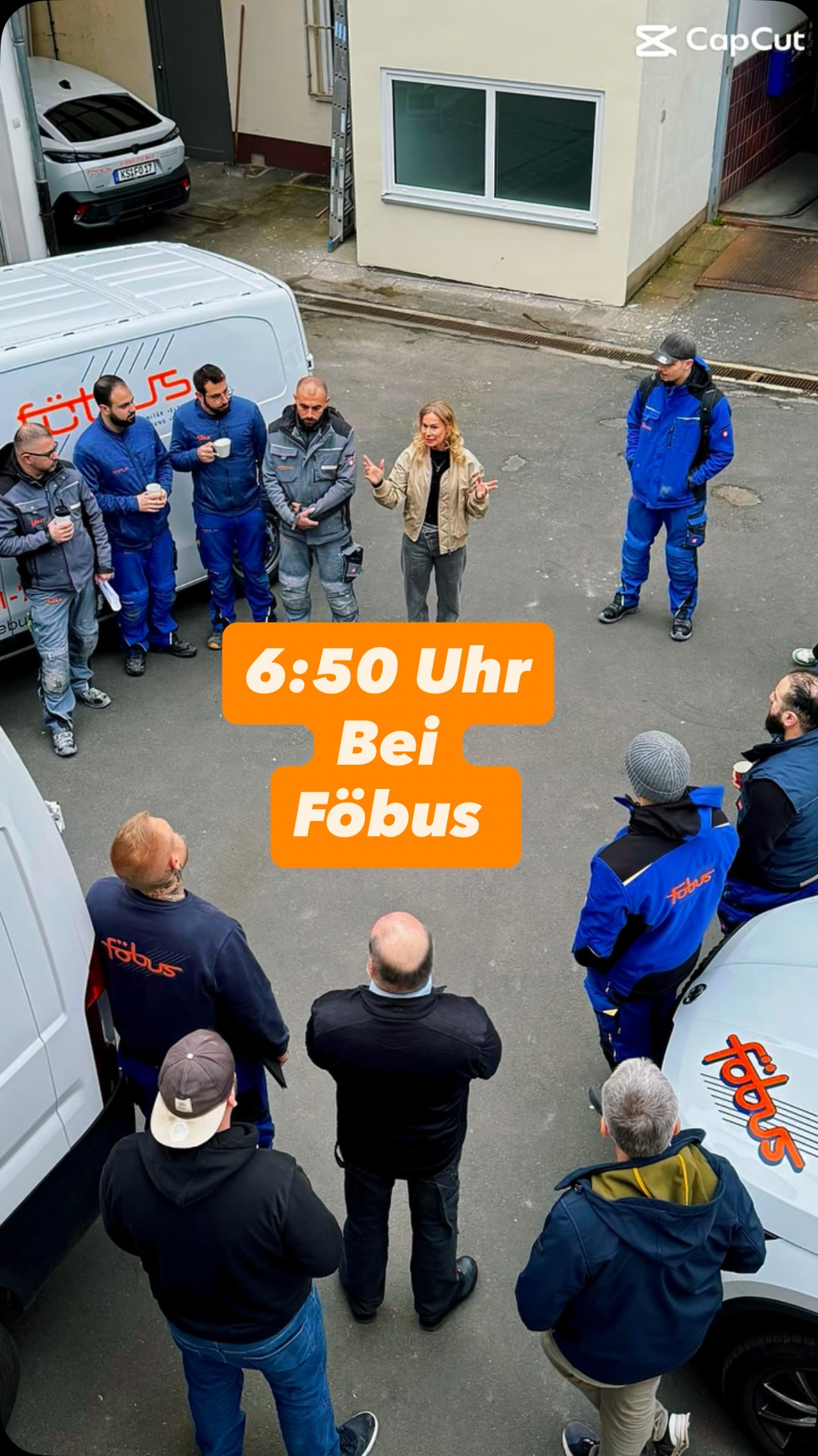 Gemeinsam besser in den Tag 💪
Bevor’s losgeht, stimmen wir uns kurz im Team ab – wer macht was, was steht an?Gute Kommunikation ist für uns die Basis, um für unsere Kunden beste Arbeit zu leisten 🔧
Danach gab’s noch eine kleine Stärkung mit belegten Brötchen & süßem Gebäck 🥐
Wie wichtig ist euch der Austausch im Team? 👇
#teamwork #kommunikation #handwerk #sanierung #kassel