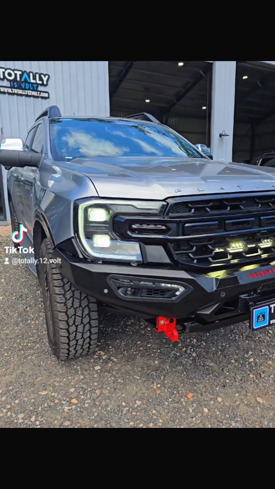 Want your Ranger to look mint? Come see us and get your ranger decked out
with Hamer accessories and a 12 volt
svstem that looks just as sexy! #ranger
#nextgenranger #Bullbar #dualbattery
#hamer4x4 @hamer4x4