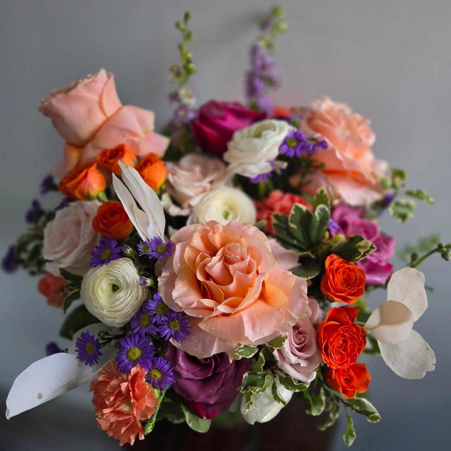 Hey hot mama 😘 you look like you could use a spicy bouquet of flowers 💐
Making unique designs, everyday!
Order a designer's choice 🧡 Archernbliss.com
#wisconsinflowers #wisconsinflorist #freshflowers #brightbouquet #bonduel