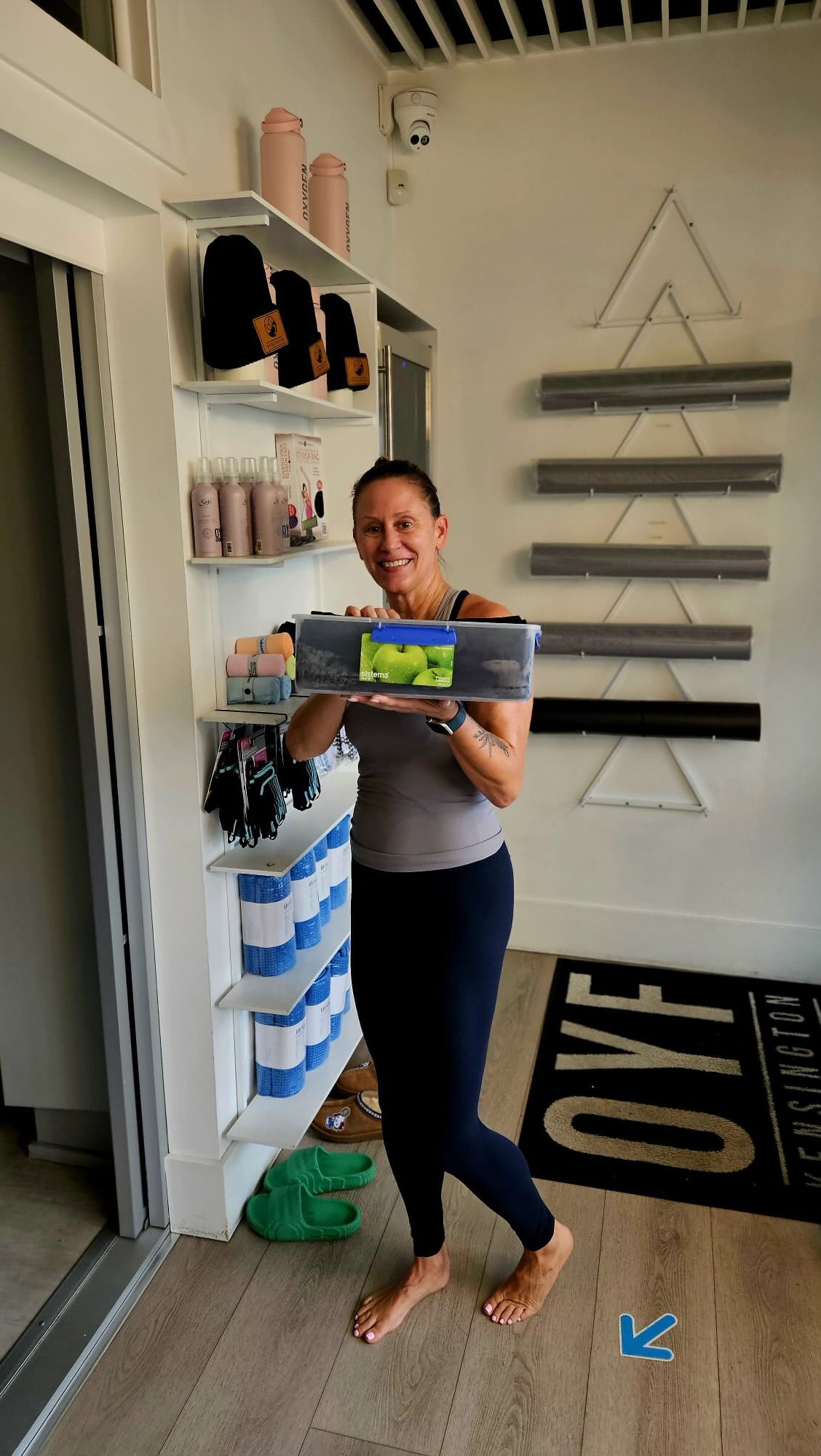 You know Deanna always brings a little extra to her classes ✨Of course we’re talking about the cold eucalyptus towels at the end of class